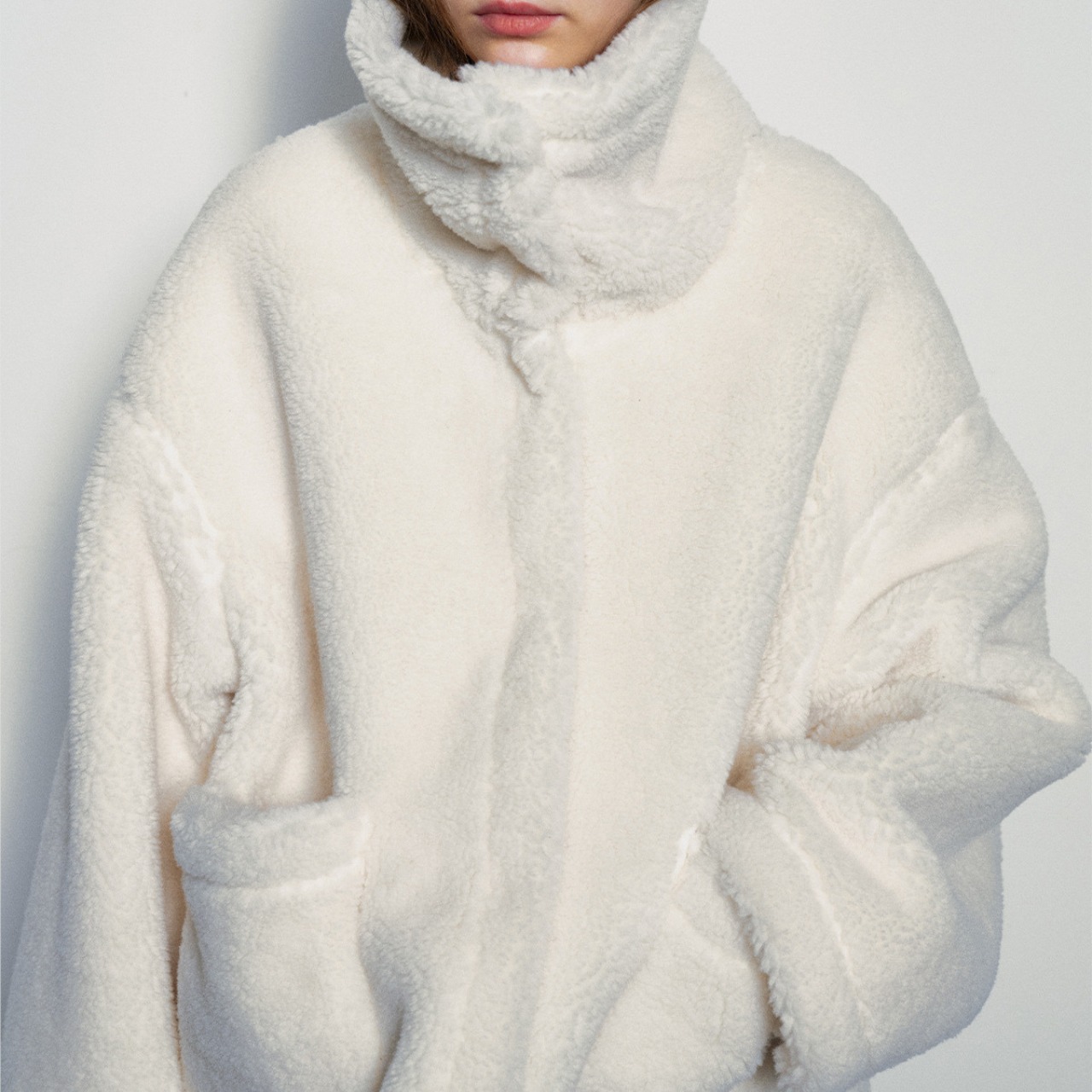 High Neck Boa Jacket T4110