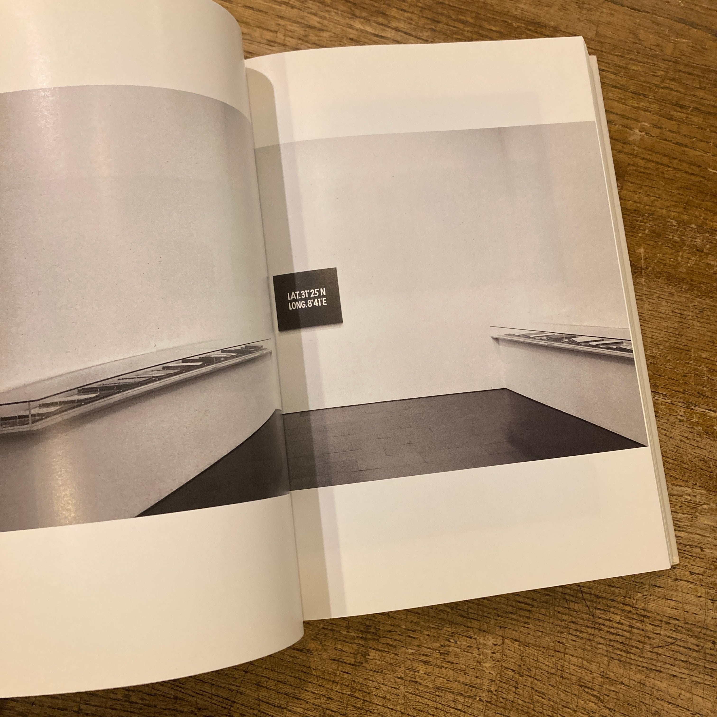 ON KAWARA whole and parts 1964-1995 全体と部分 / 河原温 | 百年