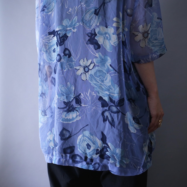 cold color beautiful flower pattern over silhouette h/s see-through shirt