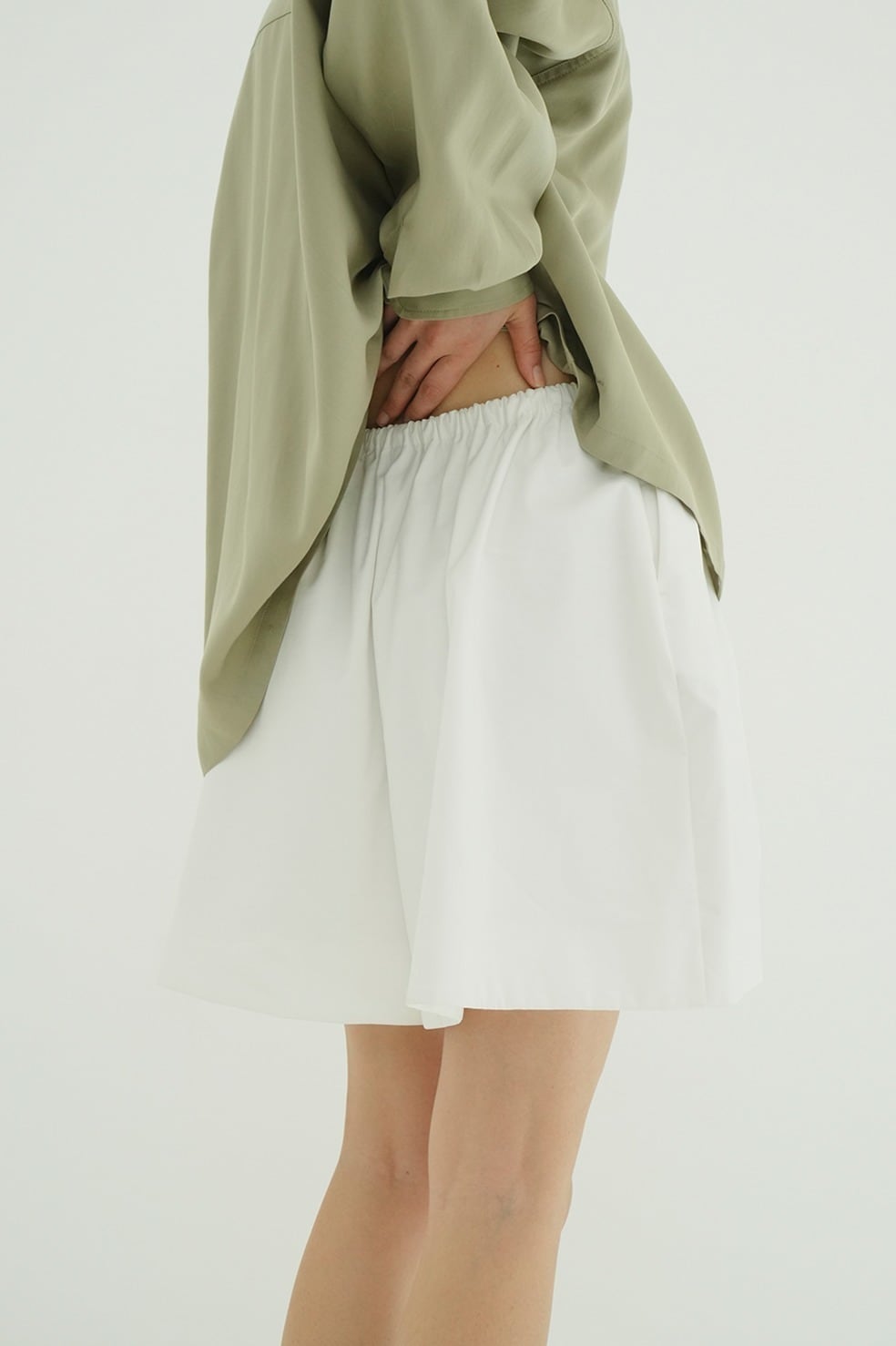 CLANE LOW WAIST DRAWSTRING HALF PANTS 3色展開 | FLICKA ASHIYA