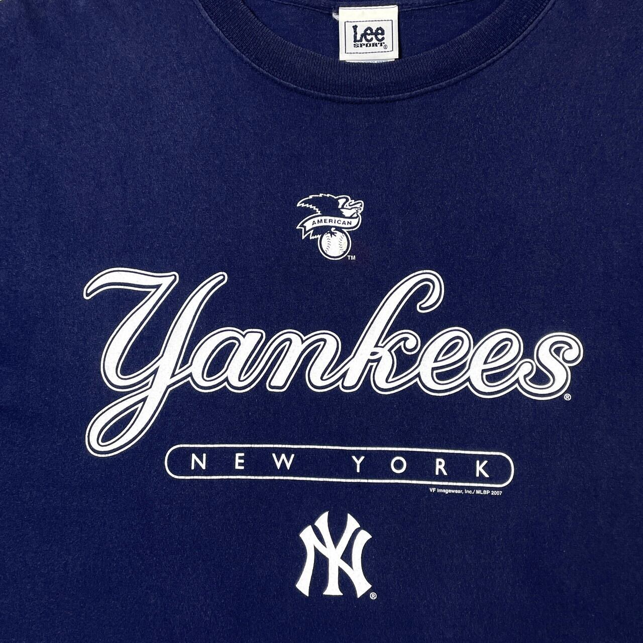ビッグサイズ　MLB×ニューヨークヤンキース　半袖Tシャツ　デカロゴ　ブラック