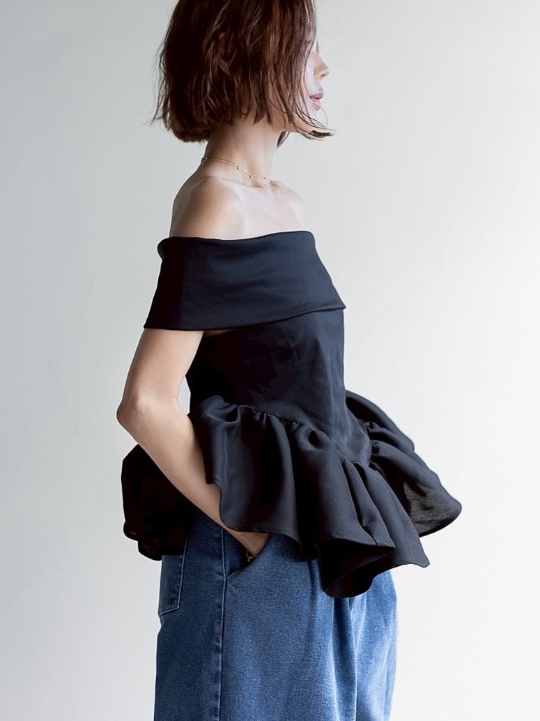 6/28 Sun.21:00〜発売開始!!】Off-the-shoulder peplum tops オフ