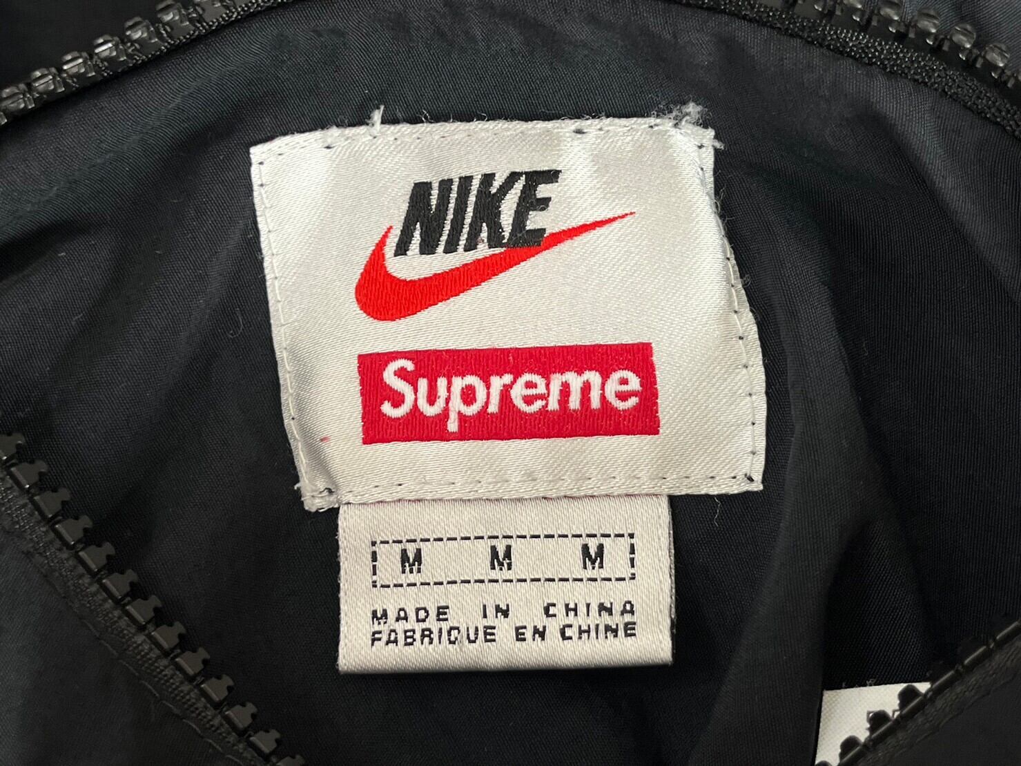 Supreme × NIKE JEWEL REVERSIBLE RIPSTOP ANORAK BLACK MEDIUM Supreme × NIKE JEWEL REVERSIBLE RIPSTOP ANORAK BLACK MEDIUM