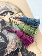 輸入デザインタッセル ドイツ製 key tassel キータッセル ４cm前後  カルトナージュ チャーム  撮影小物