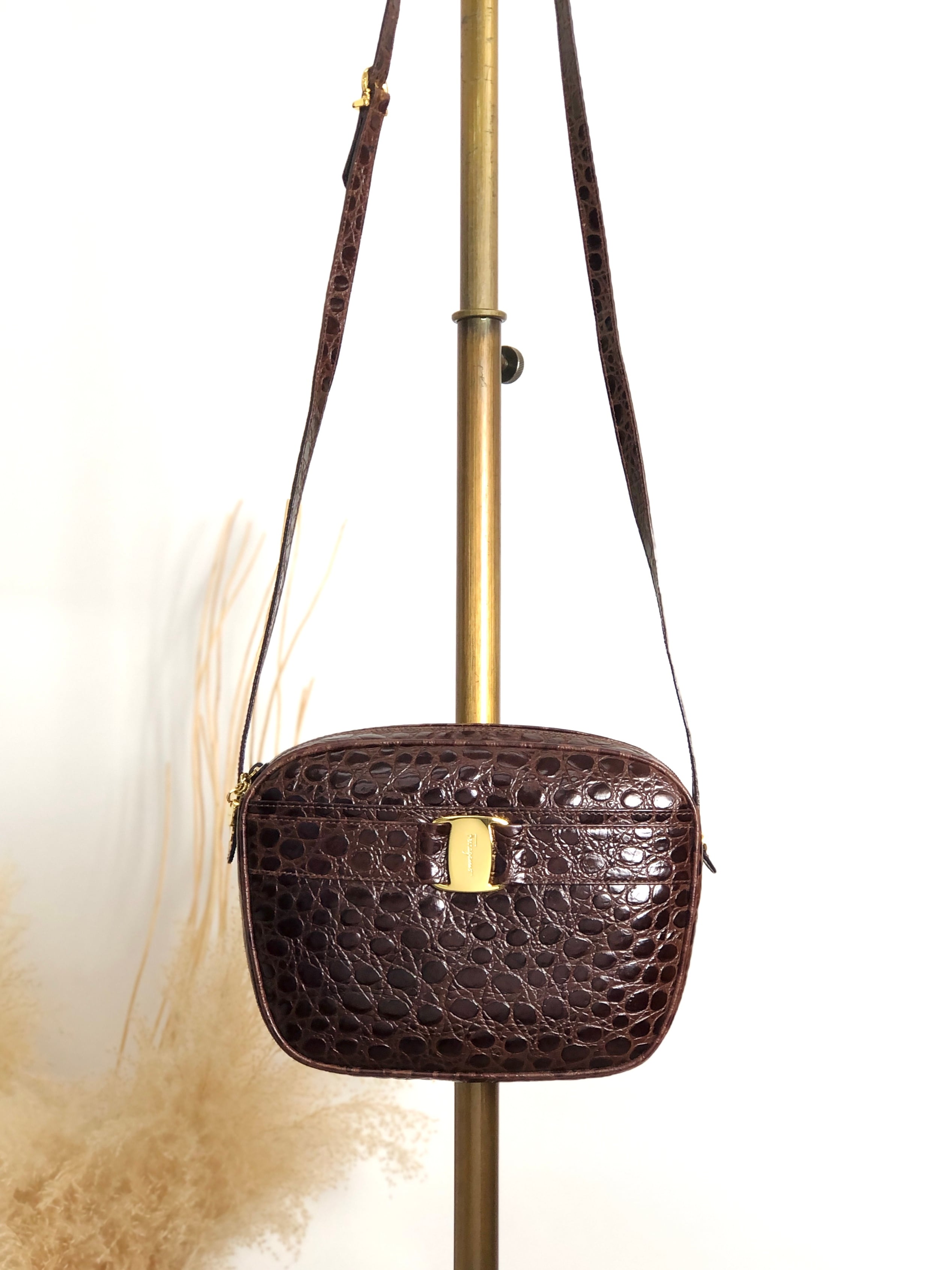 Salvatore Ferragamo サルヴァトーレ フェラガモ ショルダーバッグ