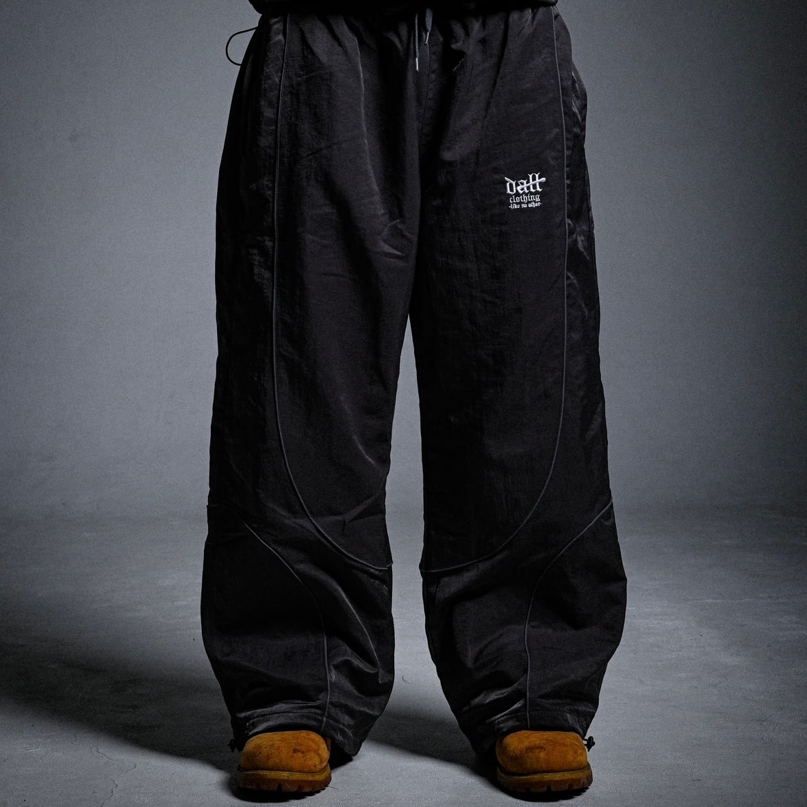 OG SMALL LOGO REFLECTIVE NYLON PANTS | DALL