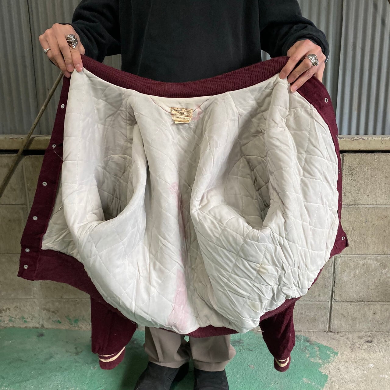 dakota sports inc ウールアワードジャケット スタジャン