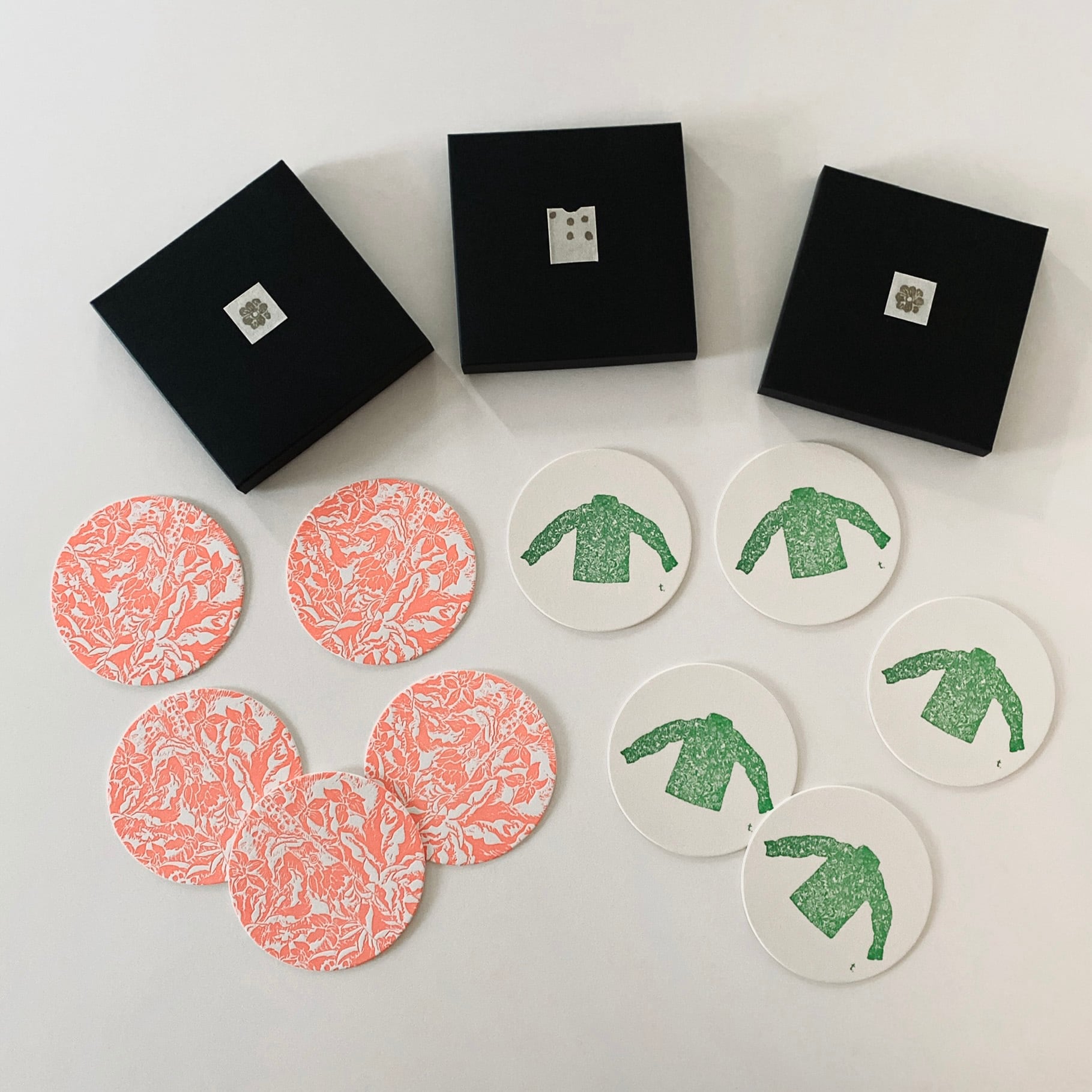 《ノエルの贈り物》石川丘子 版画のコースター ISHIKAWA Takako