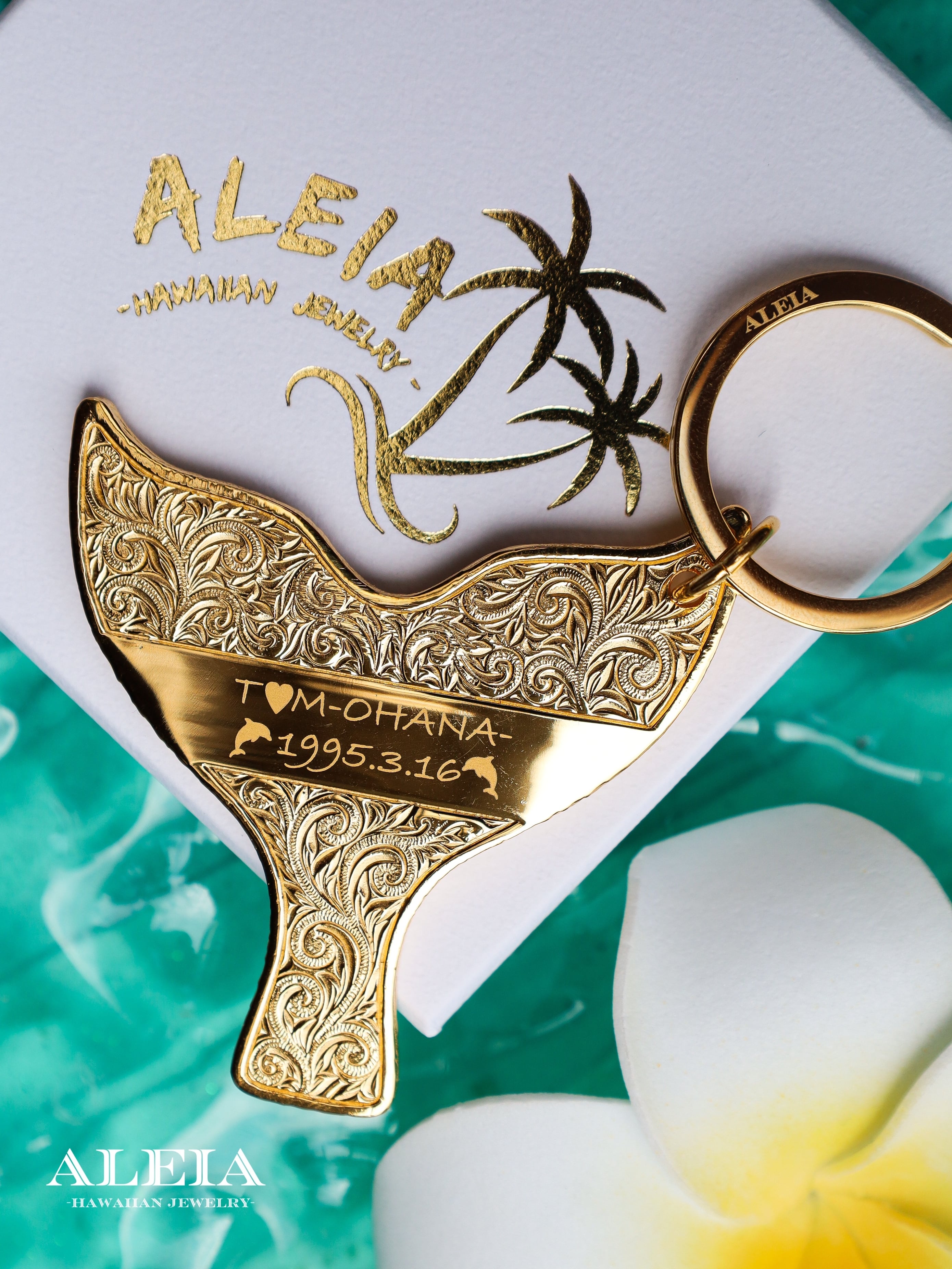 名入れ／メッセージ刻印無料】whale tail key ring [316L]ハワイアン