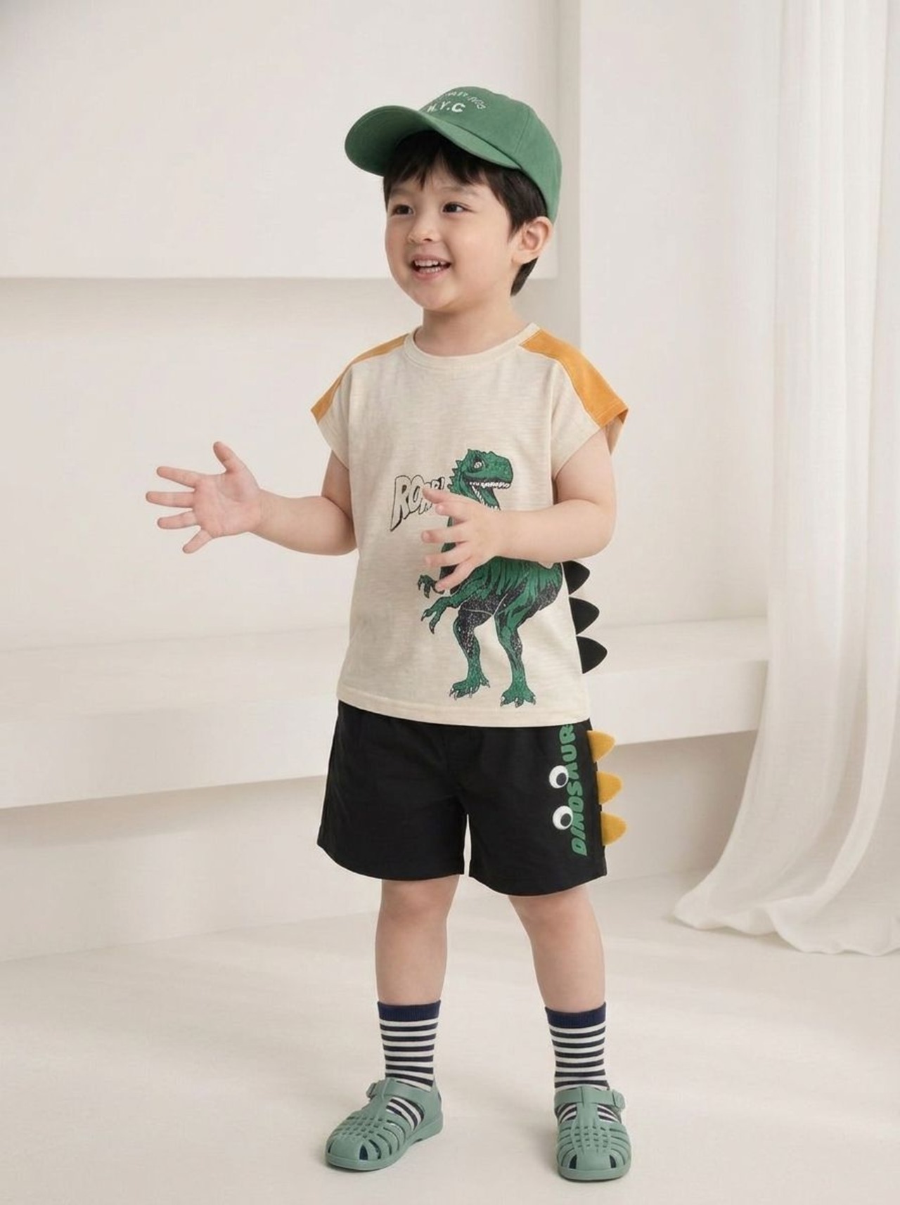 [Orangemom] Color-blocked dinosaur horn shirt / [오렌지맘] 배색공룡뿔티셔츠