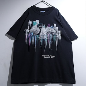 90s "Hanes" Black Duck Art Print Animal T-Shirt