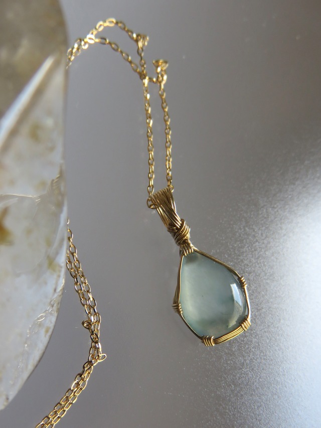ミャンマー産青翡翠(2.2ct)女神巻きペンダントトップ | komichi コミチの石