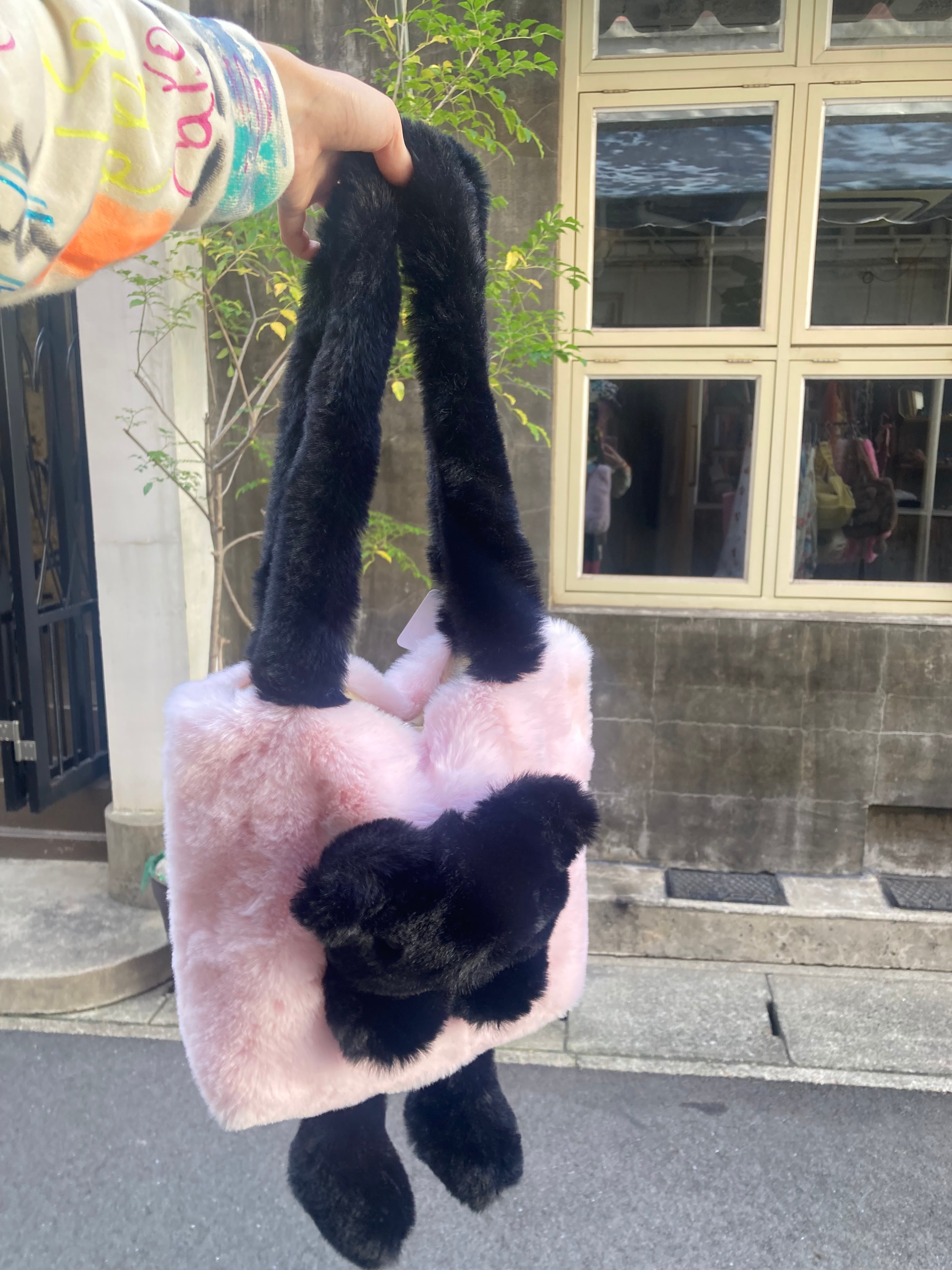 【solmu select】bear docking fur totebag(ピンク×黒)