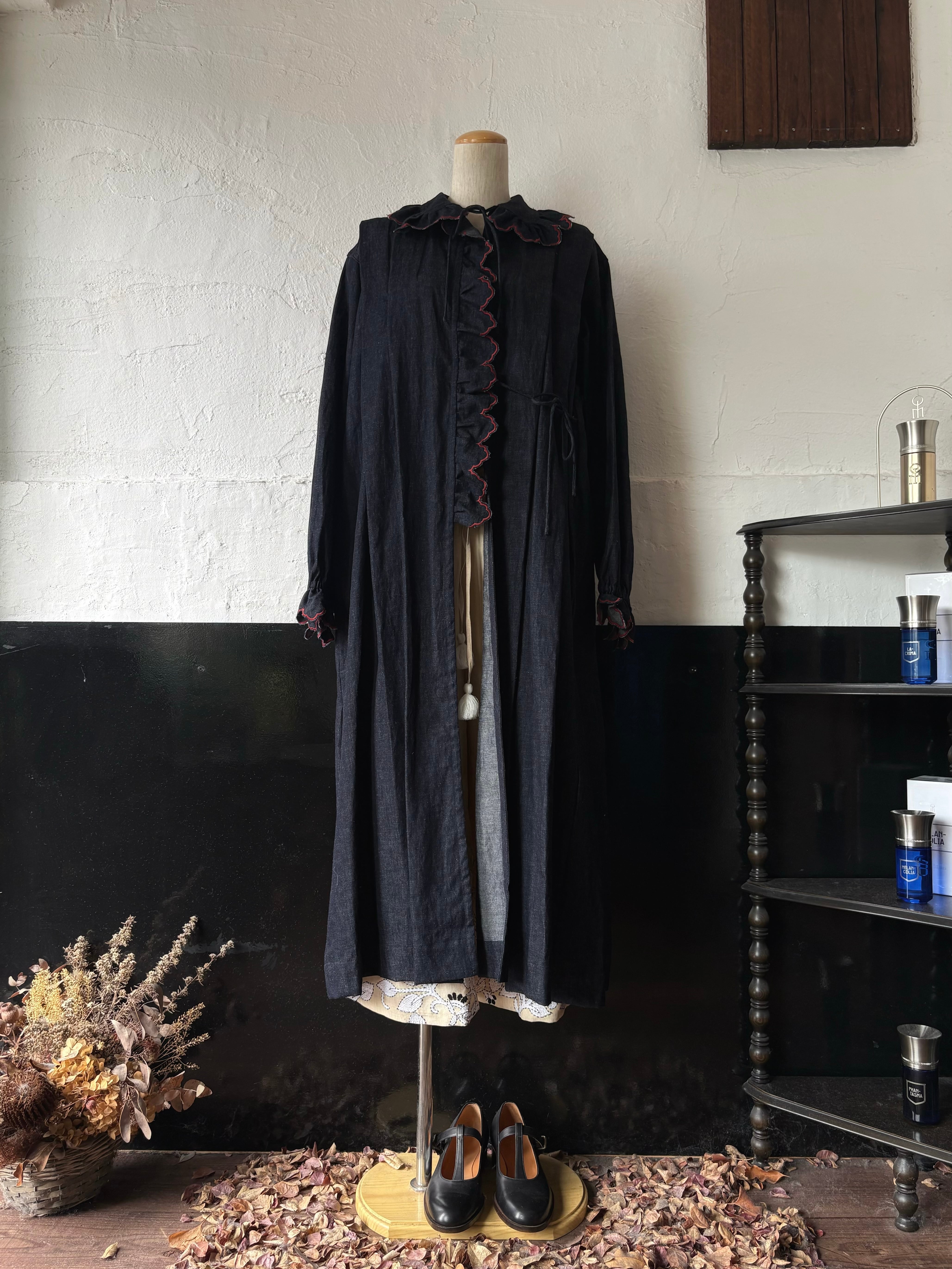 TOWAVASE bettey dress navy | TALE COCOON