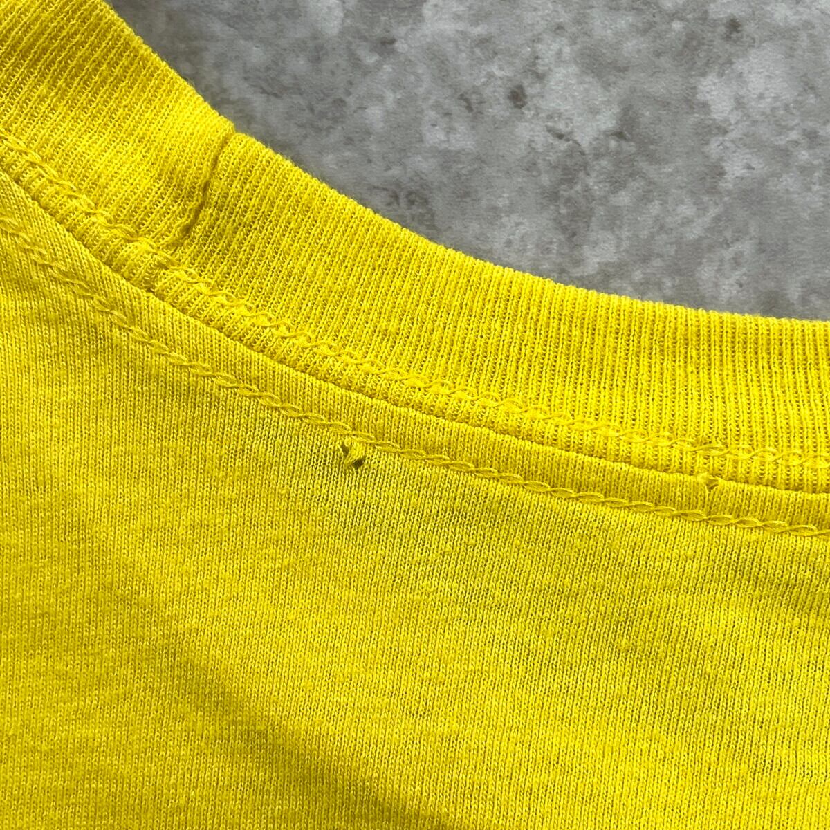 エムアンドエムズ キャラクターＴシャツ サイズ表記 M イエロー m&amp;m's マース YELLOW チョコレート DELTA デルタ 半袖 character プリント キャラT 古着【中古】WV2504-R0249 2000年代 2000s お菓子 大判プリント エムアンドエムズ 企業 メーカー