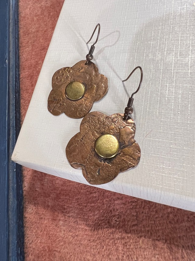Turkey desiner's copper flower pierced earrings ( トルコ デザイナーズ フラワー 銅 ピアス )