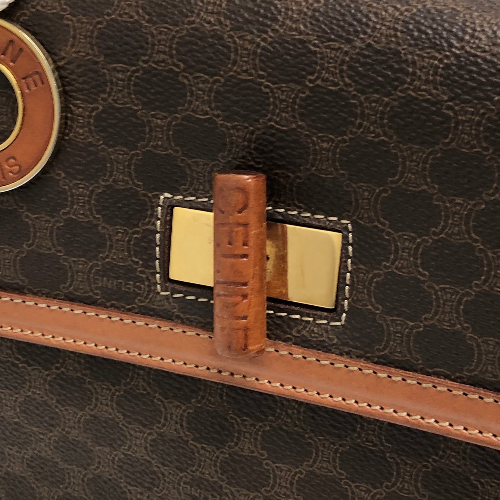 CELINE セリーヌ マカダム ショルダーバッグ ブラウン ロゴ ターン