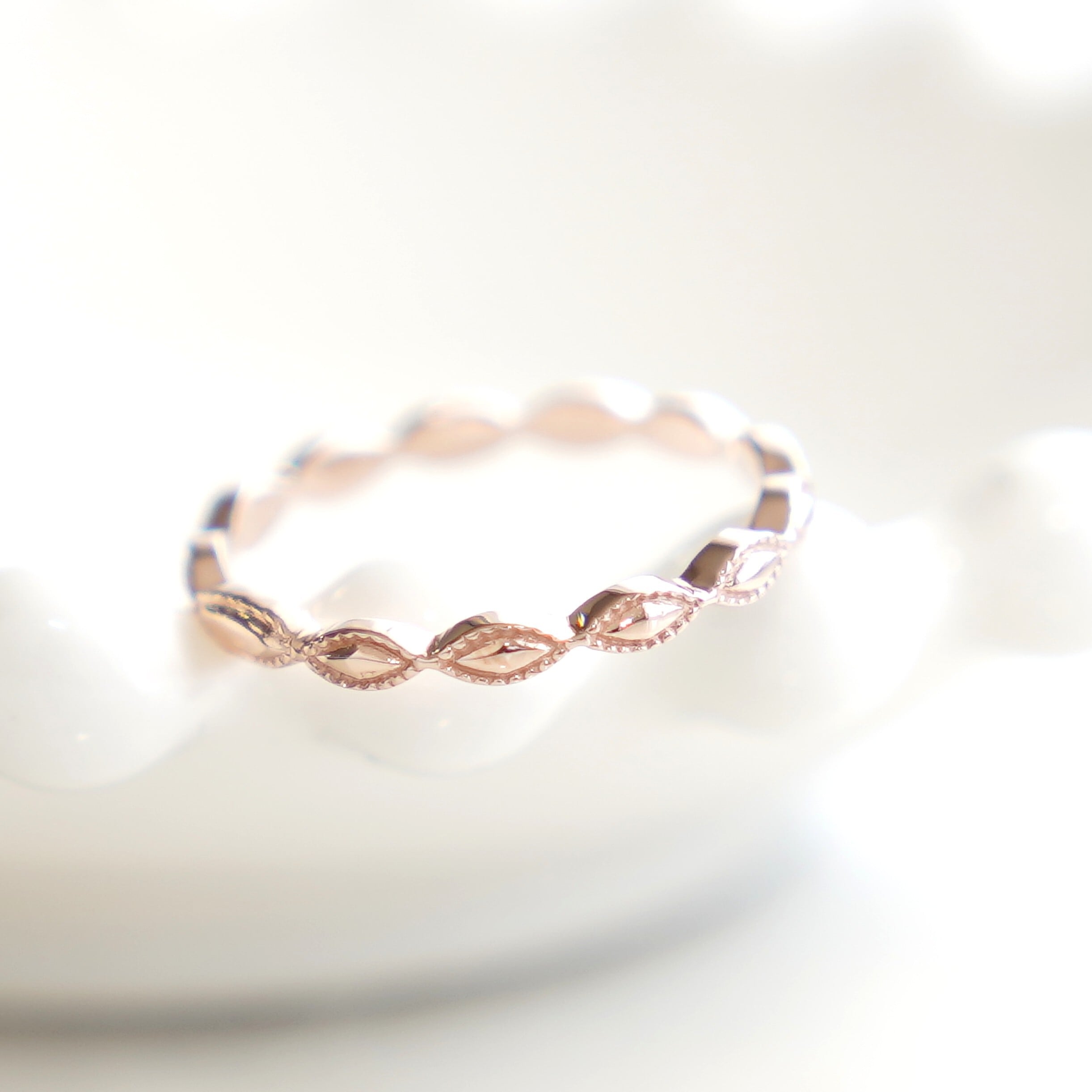 ミル打ちのリーフエタニティリング ピンクゴールド《送料無料》