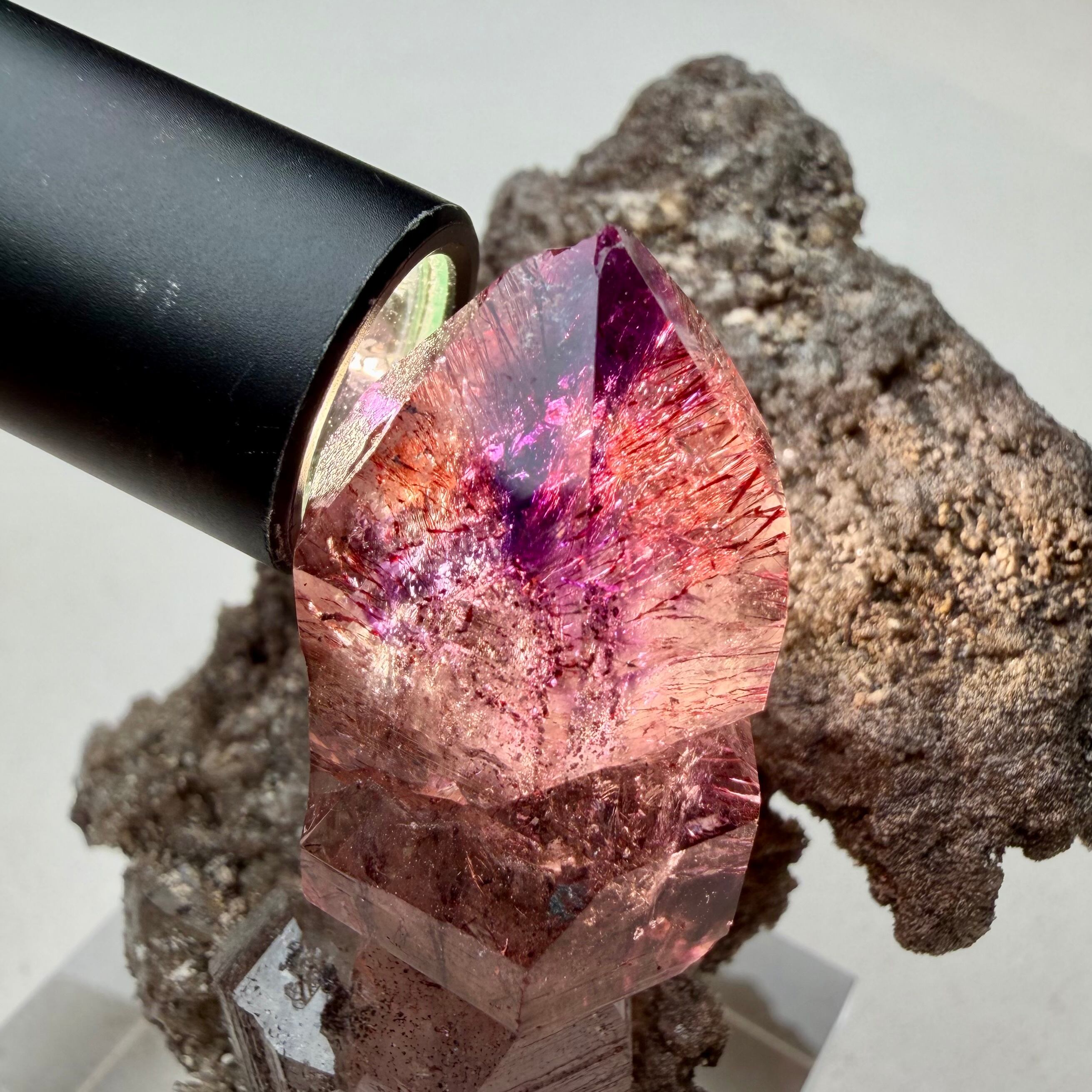 アメシスト【Amethyst】ジンバブエ産 | PEANUTS MINERALS