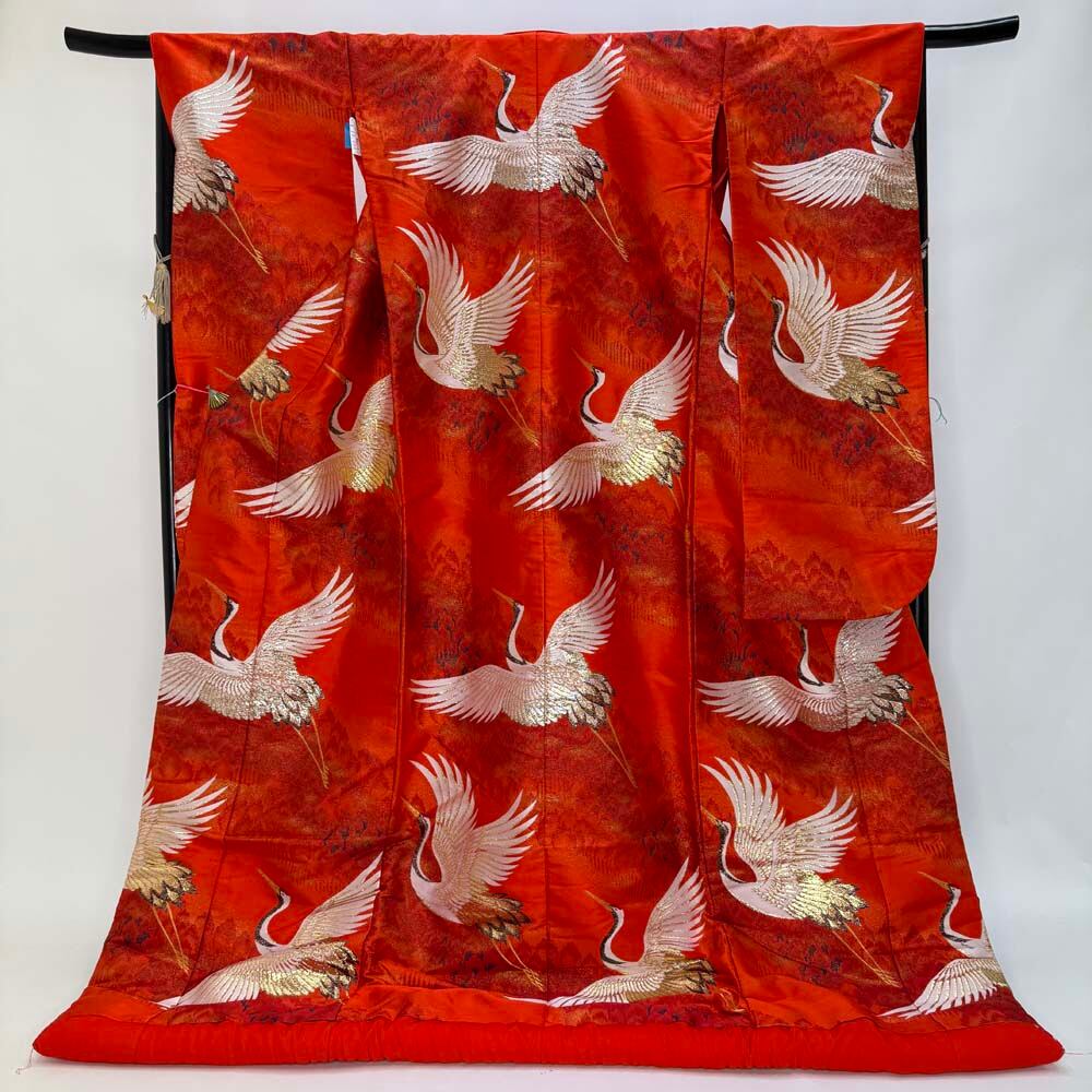 色打掛 正絹 鶴 刺繍 赤 金 打掛 花嫁衣裳 婚礼 リサイクル 中古 ブライダル ウエディング 着物 4926
