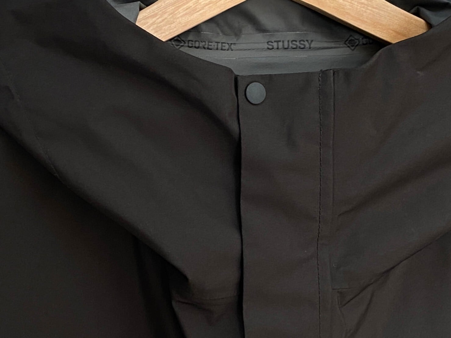 STUSSY GORETEX WADING SHELL SOLID JACKET