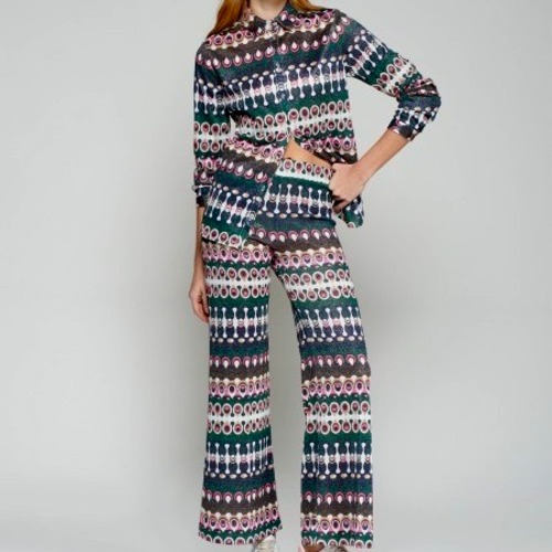 VILAGALLO グリーン, ネイビー,ピンクポイント幾何学プリントラメ入りストレッチセットアップパンツ SPAIN:VIL32994¥25,000＋tax