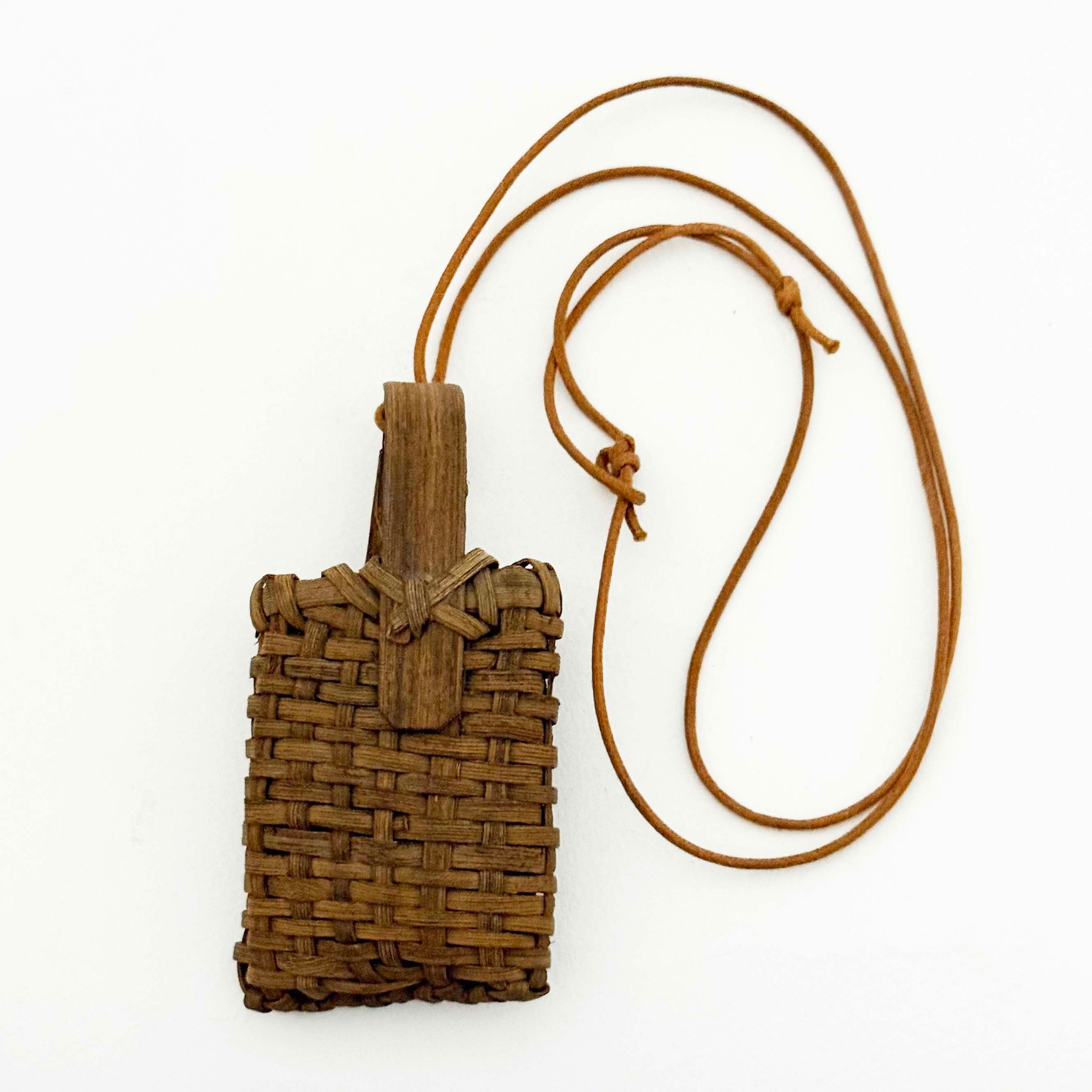 葡萄蔓こけしペンダント籠+菅原庄七こけし