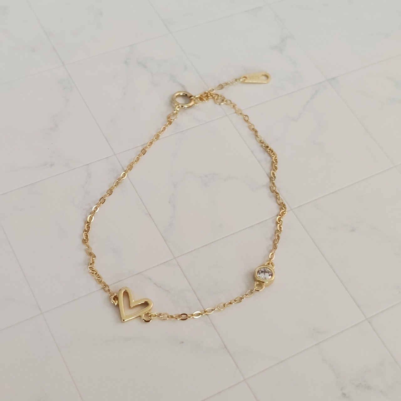 Tiny Heart Dainty Bracelet