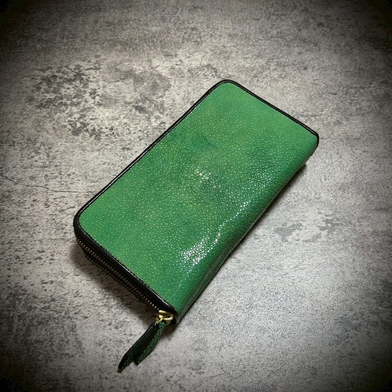 スタースティングレイ 長財布 カード１５枚 大容量 ガルーシャ グリーン 緑 スタースティングレイ 長財布 カード15枚 大容量 ガルーシャ