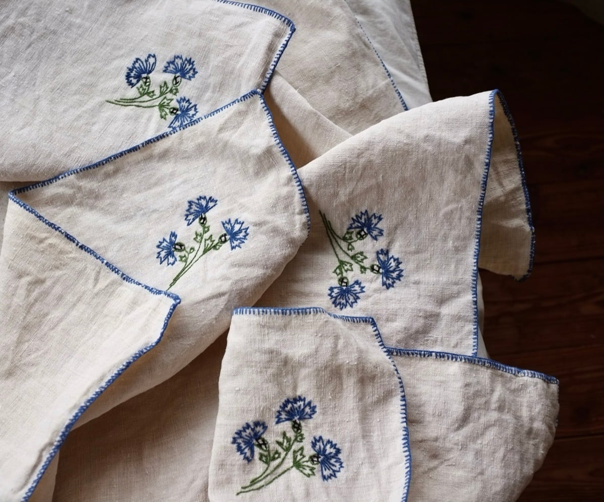 残2 フランス 手織リネン bleuetとシャンブルリネンの刺繍クロス