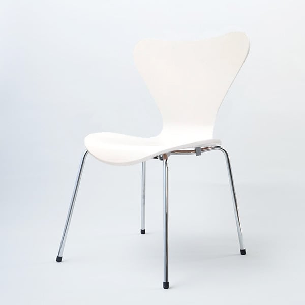 セブンチェアのリプロダクト品(レッド) | リプロダクトチェア ラボ セブンチェアのリプロダクト品(レッド) | リプロダクトチェア ラボ