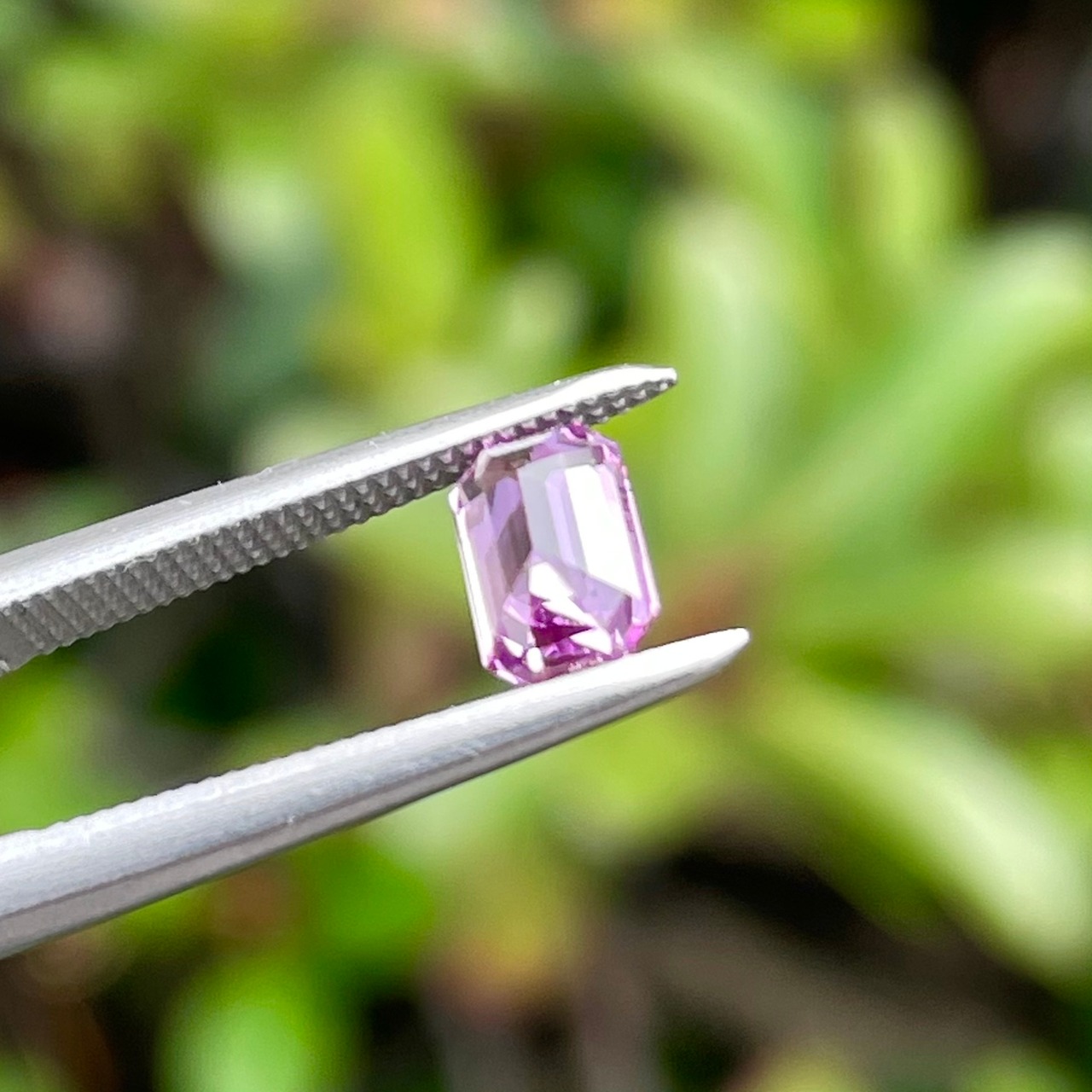 <2ピースペアでの販売> ②非加熱サファイア クラシックエメラルドカット マダガスカル産 6x4x3.2mm, 1.53ct