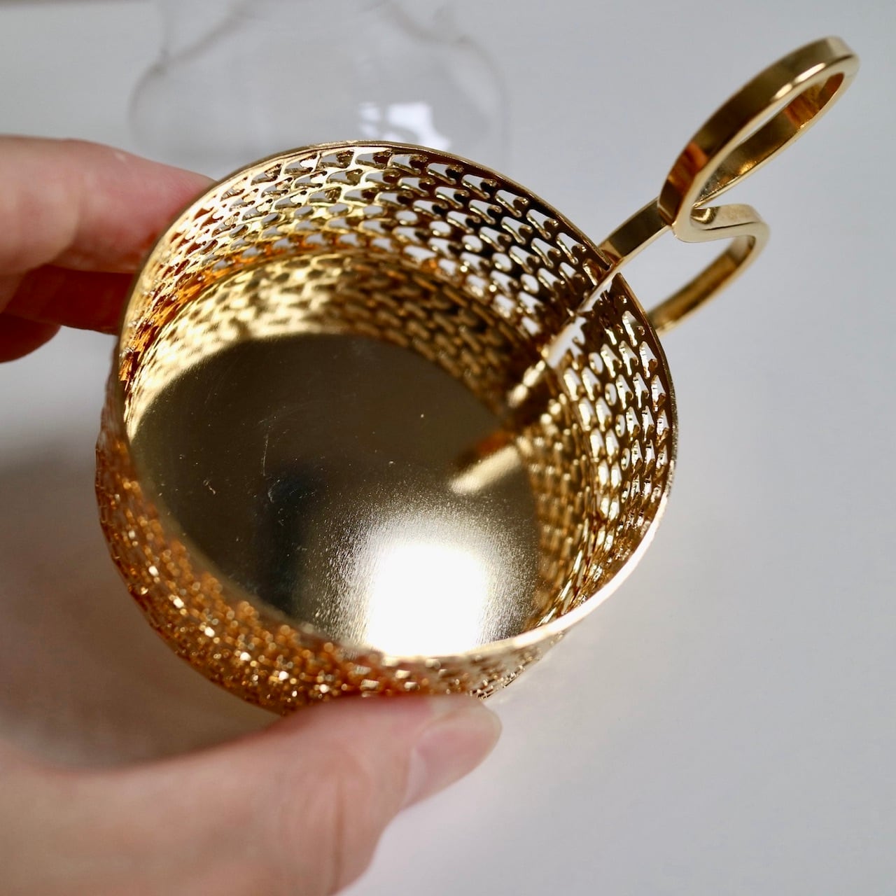 fe70983a88682a3d05ec037ba98afe