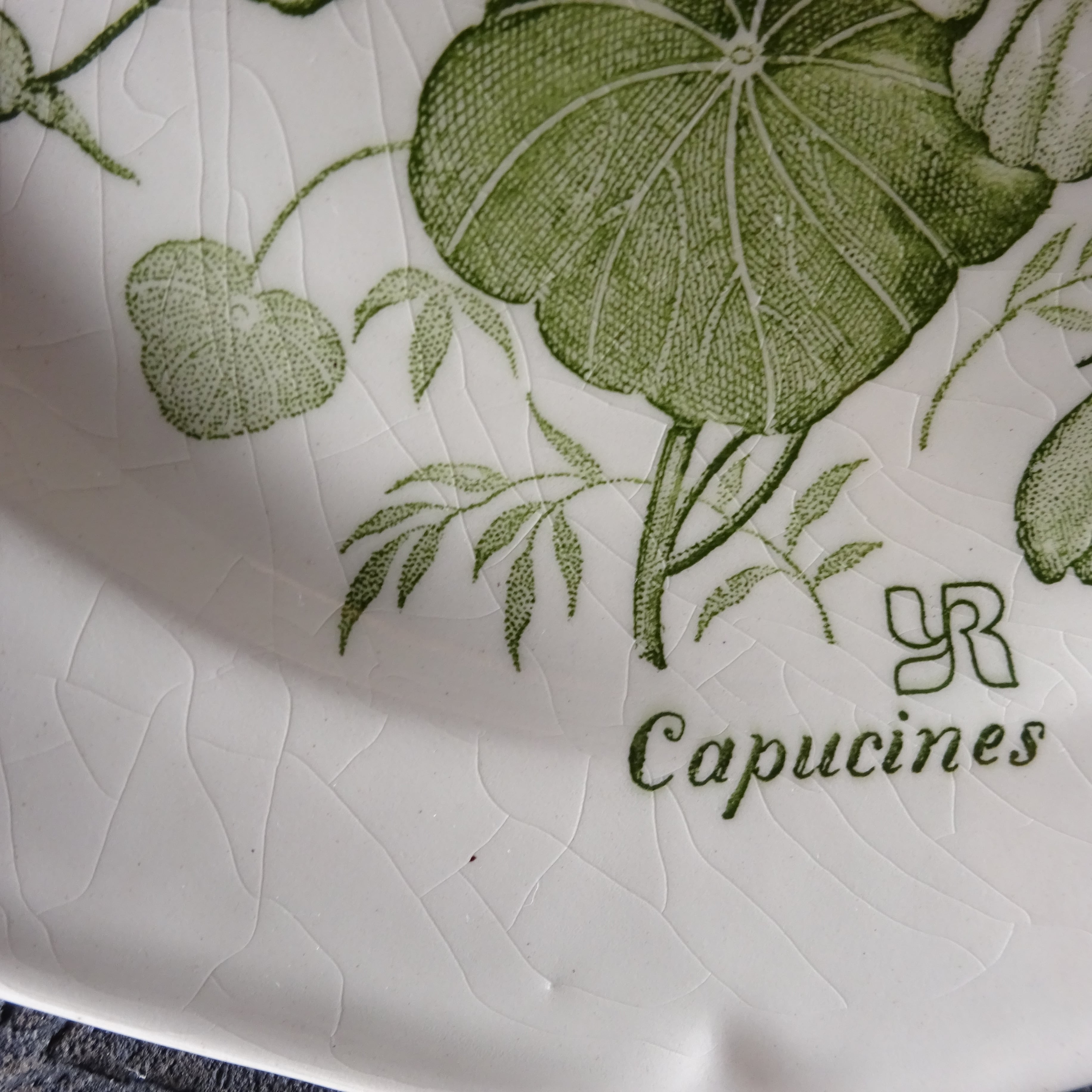 GIEN pour Yves Rocher＊décor《Capucines》assiette à dessert (A)