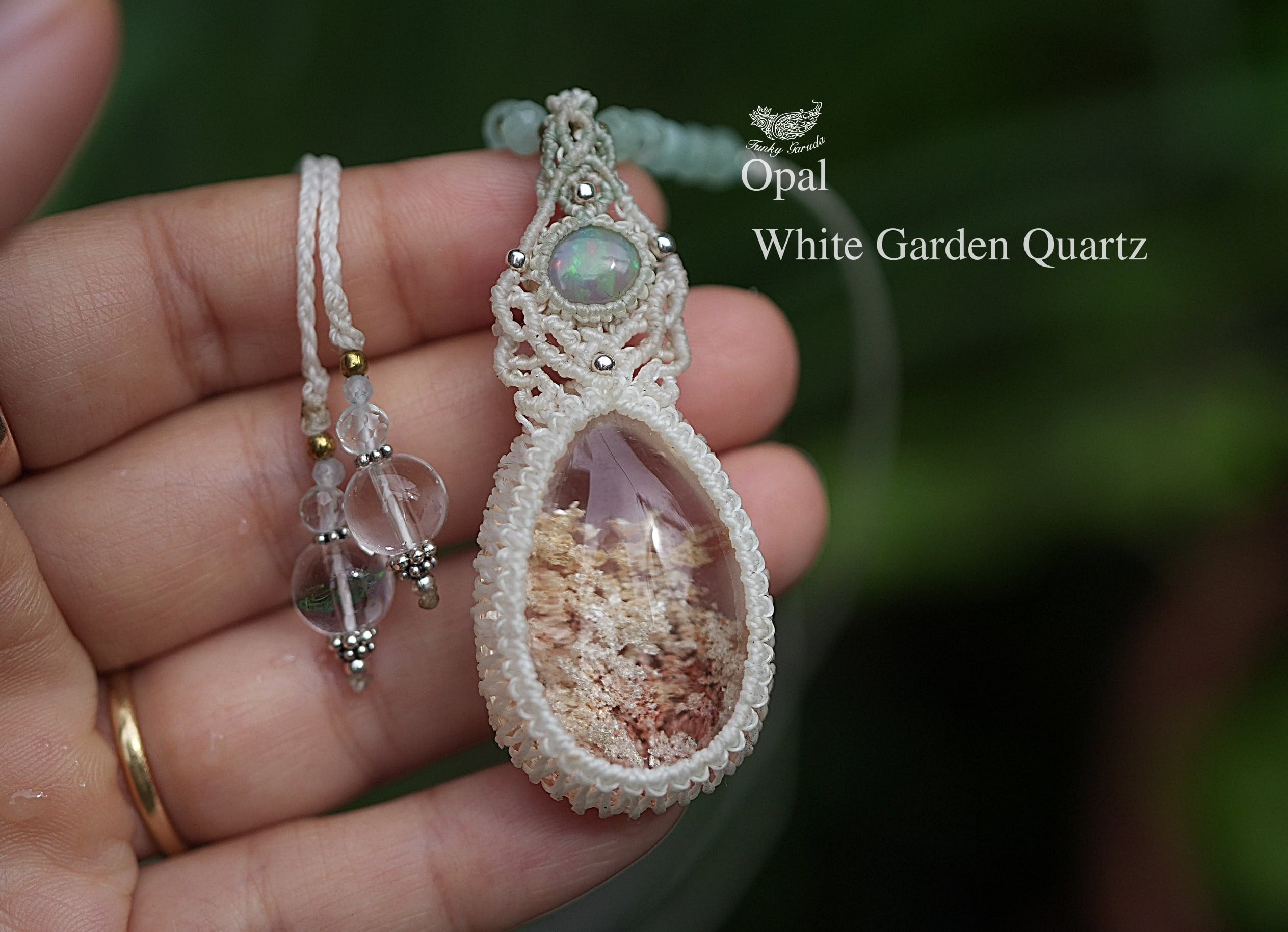 じんわりグラデーション★Opal ホワイトガーデンクォーツ マクラメネックレス1707