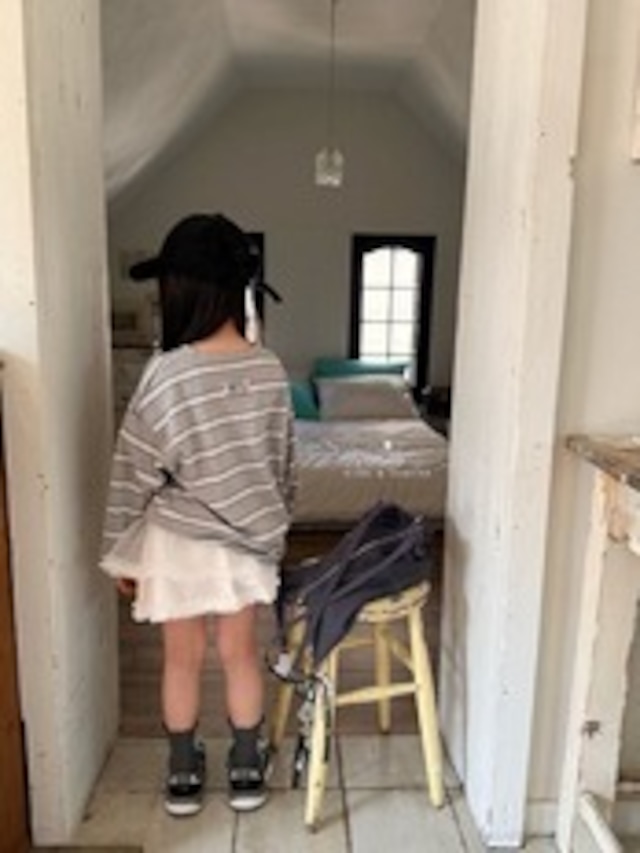 【予約】 comma ラベルボーダーT 26autumn 韓国ブランド　キッズ　女の子　小学生　コンマ　韓国子供服　トレンド