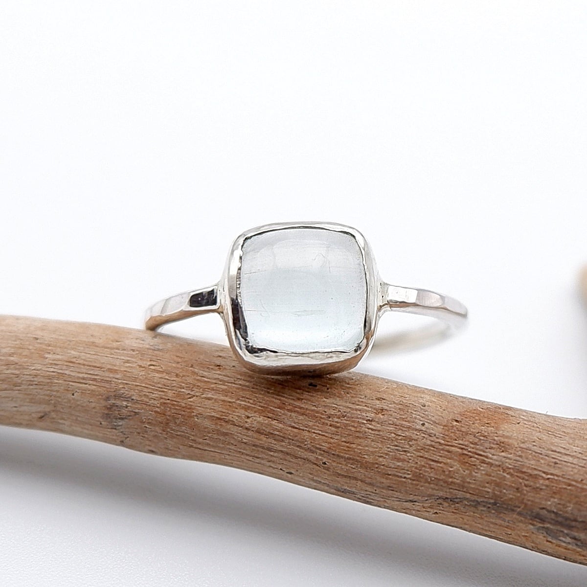海の雫～ ミルキーアクアマリンのリング 約13号 天然石アクセサリー