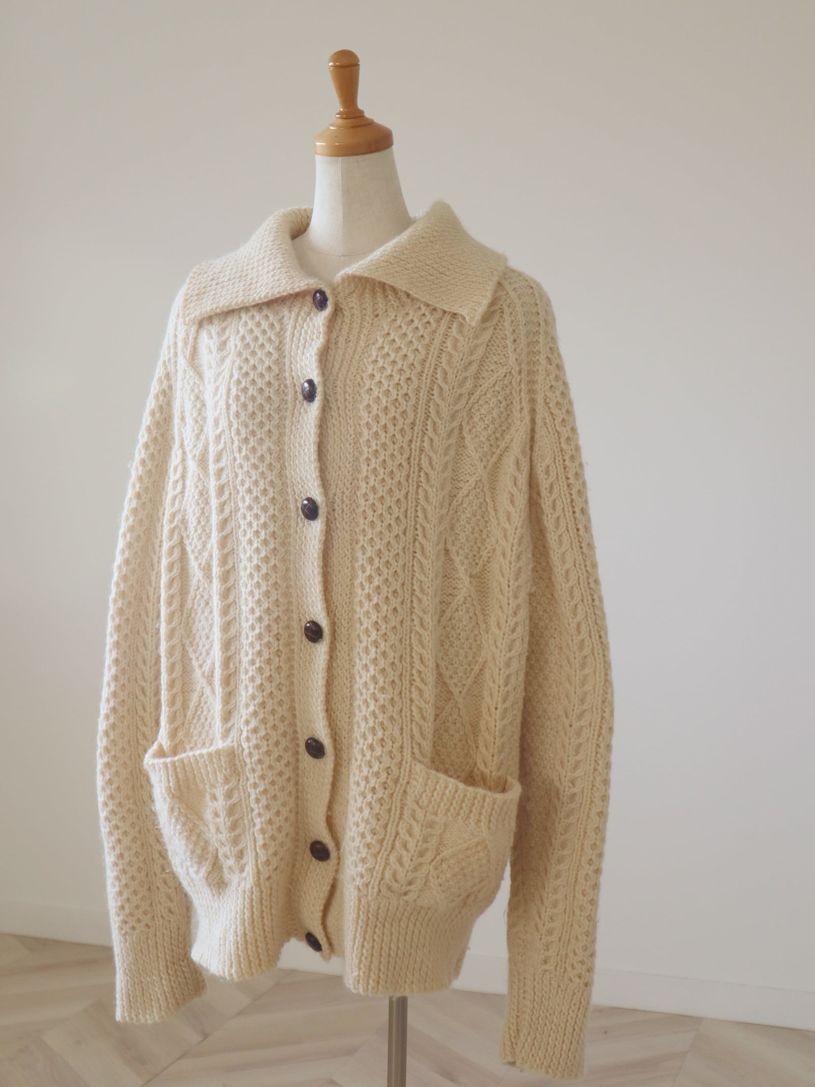 ●fisherman collar design wool cardigan