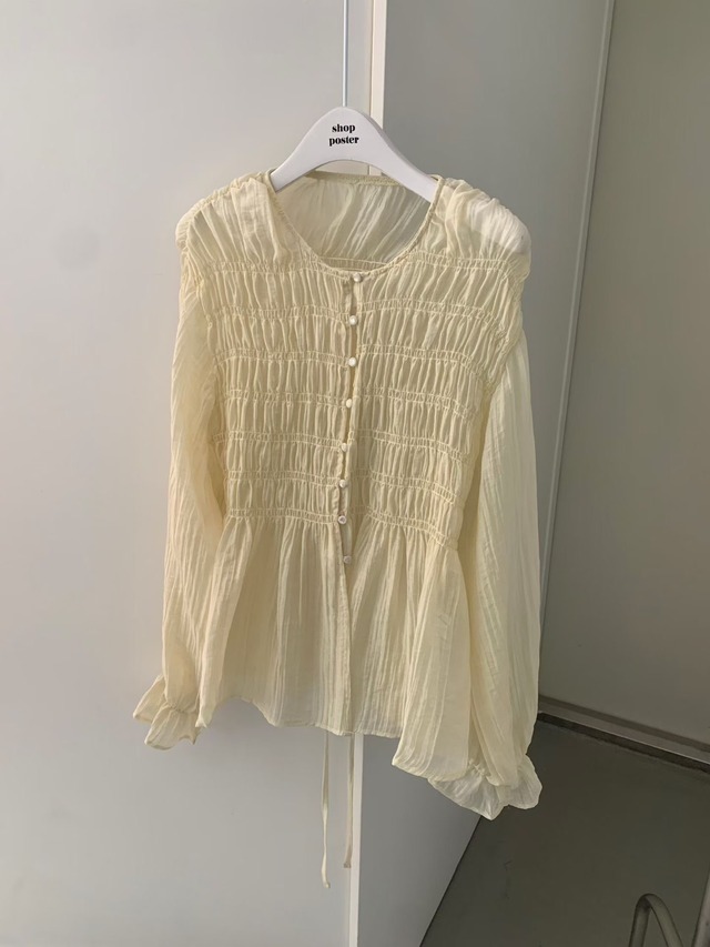 (予約) poster / New yuria blouse 2color