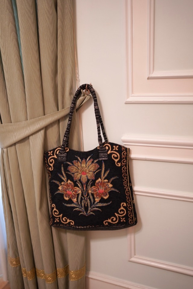 bees flower goblin bag