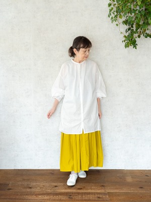 [grin] 綿麻キャンブリック袖レースロングシャツ