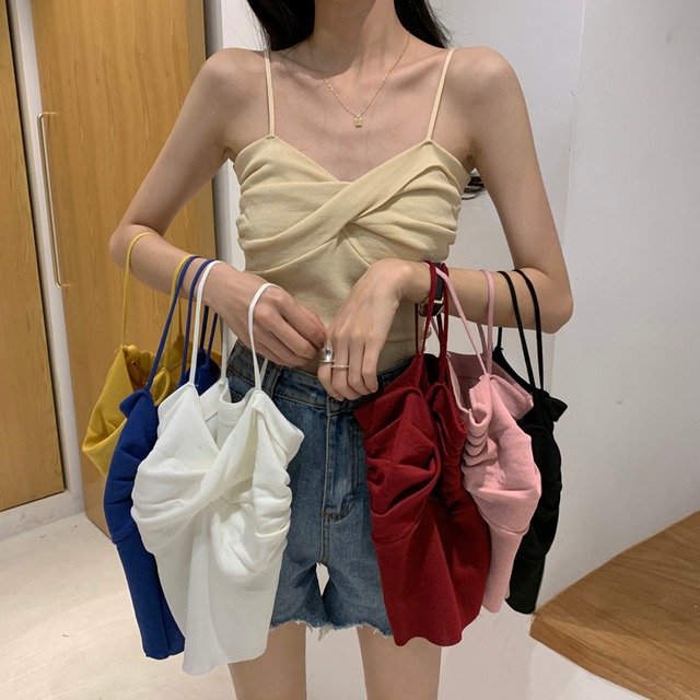 トップス レディース キャミソール ミニ ショート丈 7色 デザイン ノースリーブ タイト かわいい 大人可愛い シンプル カジュアル クール セクシー ナチュラル こなれ感 ラフ ボーイッシュ キュート 通勤 通学 無地 OL 学生 デート 女子会 お泊まり 休日 キャンプ イベント リゾート 旅行 海 プール ライブ ホワイト 白 アプリコット ブラック 黒 ピンク ブルー 黄色 ワインレッド 春 夏 秋 10代 20代 韓国系 着回し 普段使い 重ね着 ギフト ファッション コーデ  送料無料