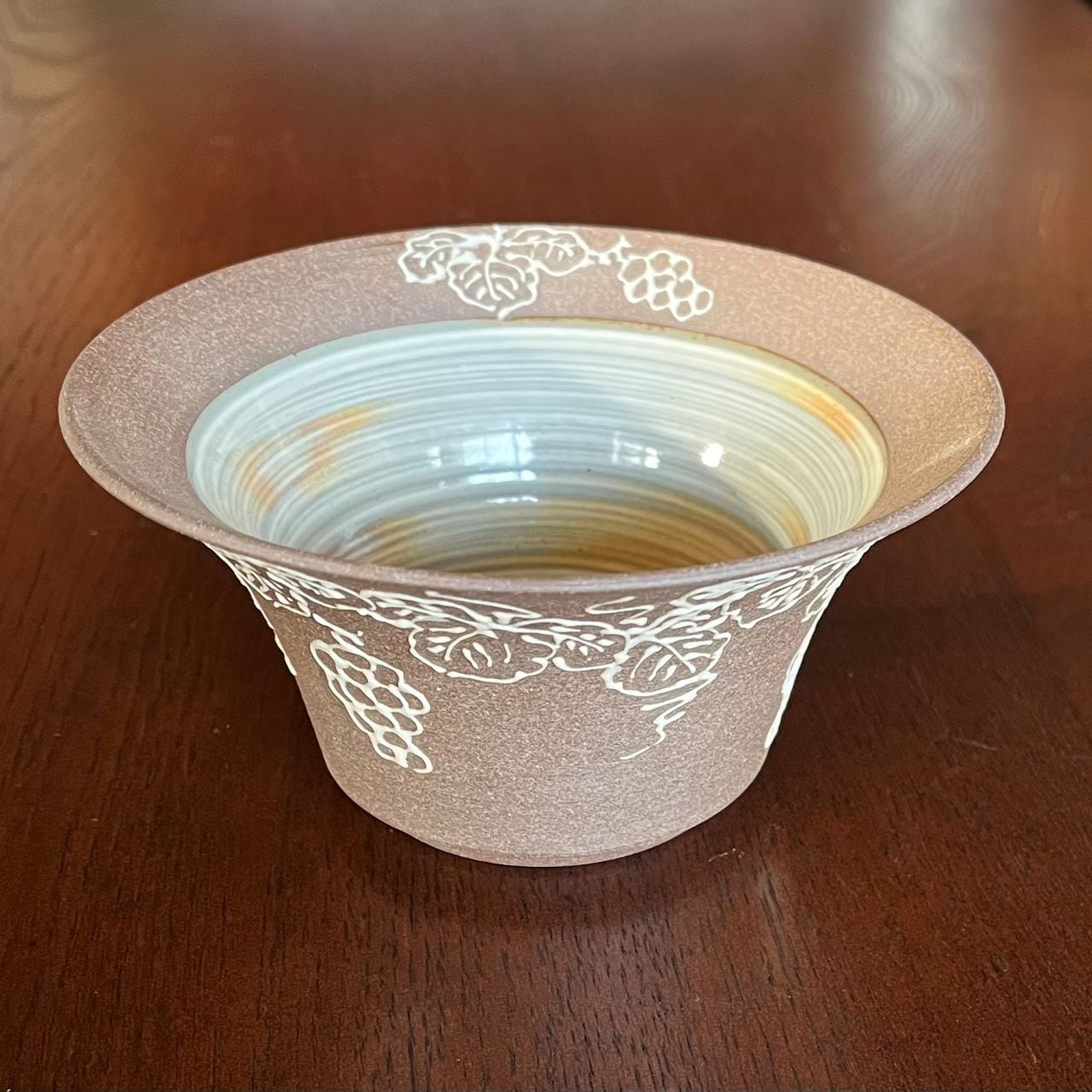 イッチンぶどう絵多用鉢 | ありく kyoto