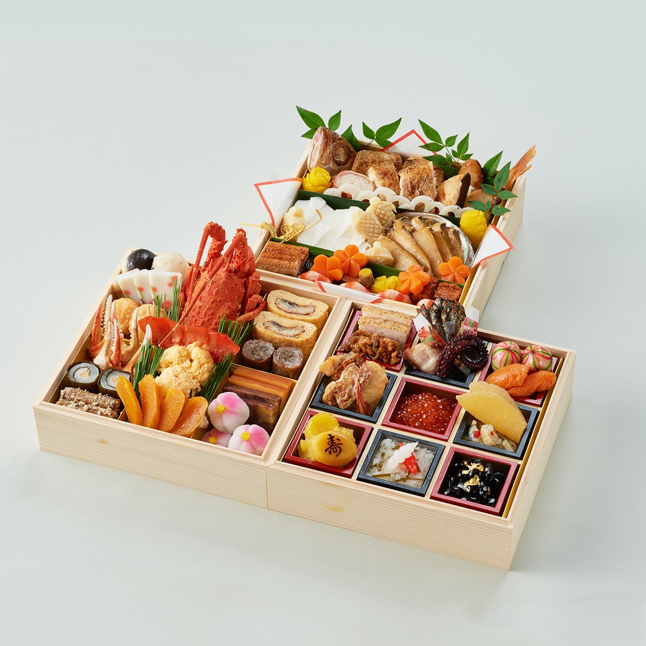 2026 おせち】割烹 螢 謹製おせち「豪華和食三段重」4～5人前