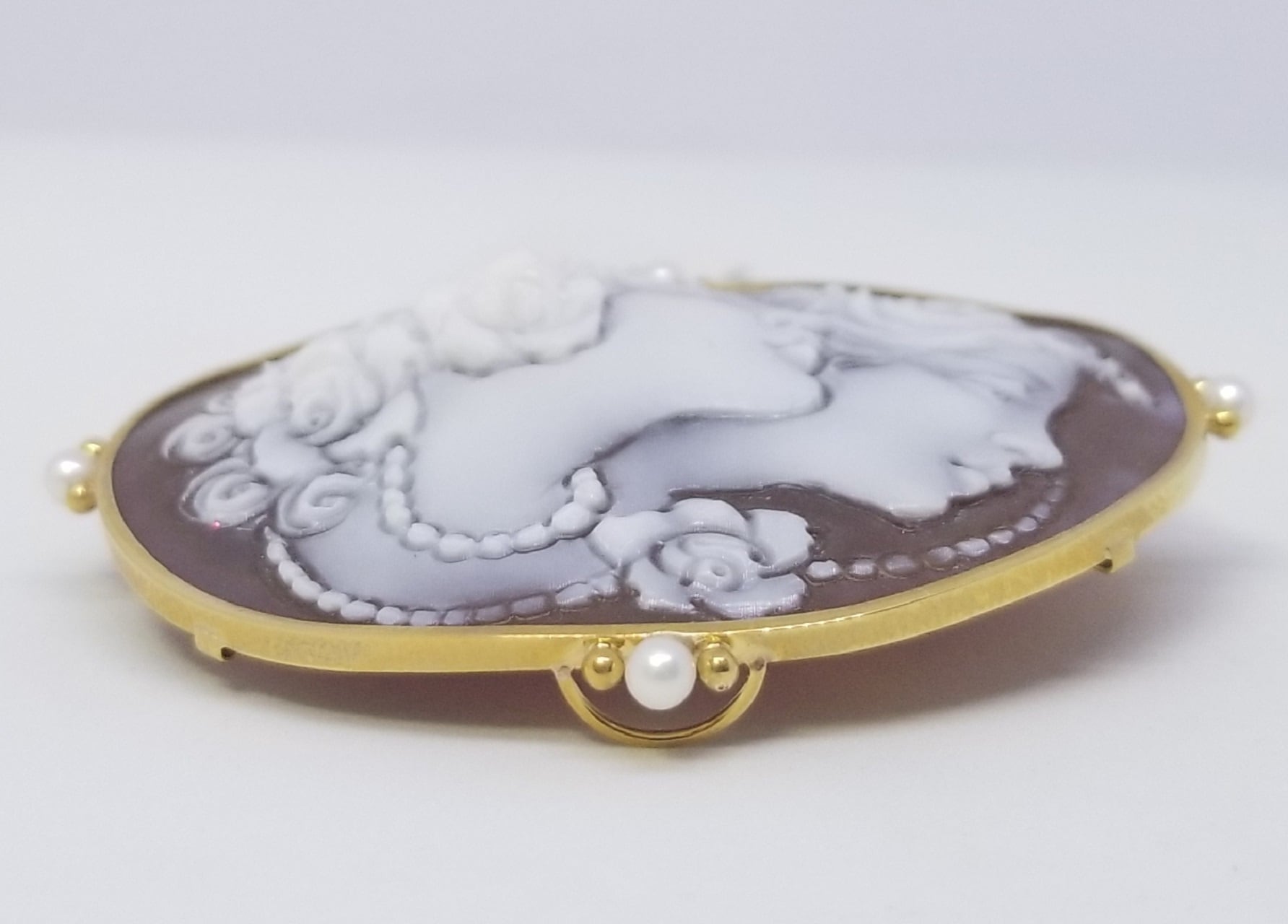 カメオ ジョヴァンニ・アヴェルサーノ氏作 | J.W.Opt'sYAMASHITA