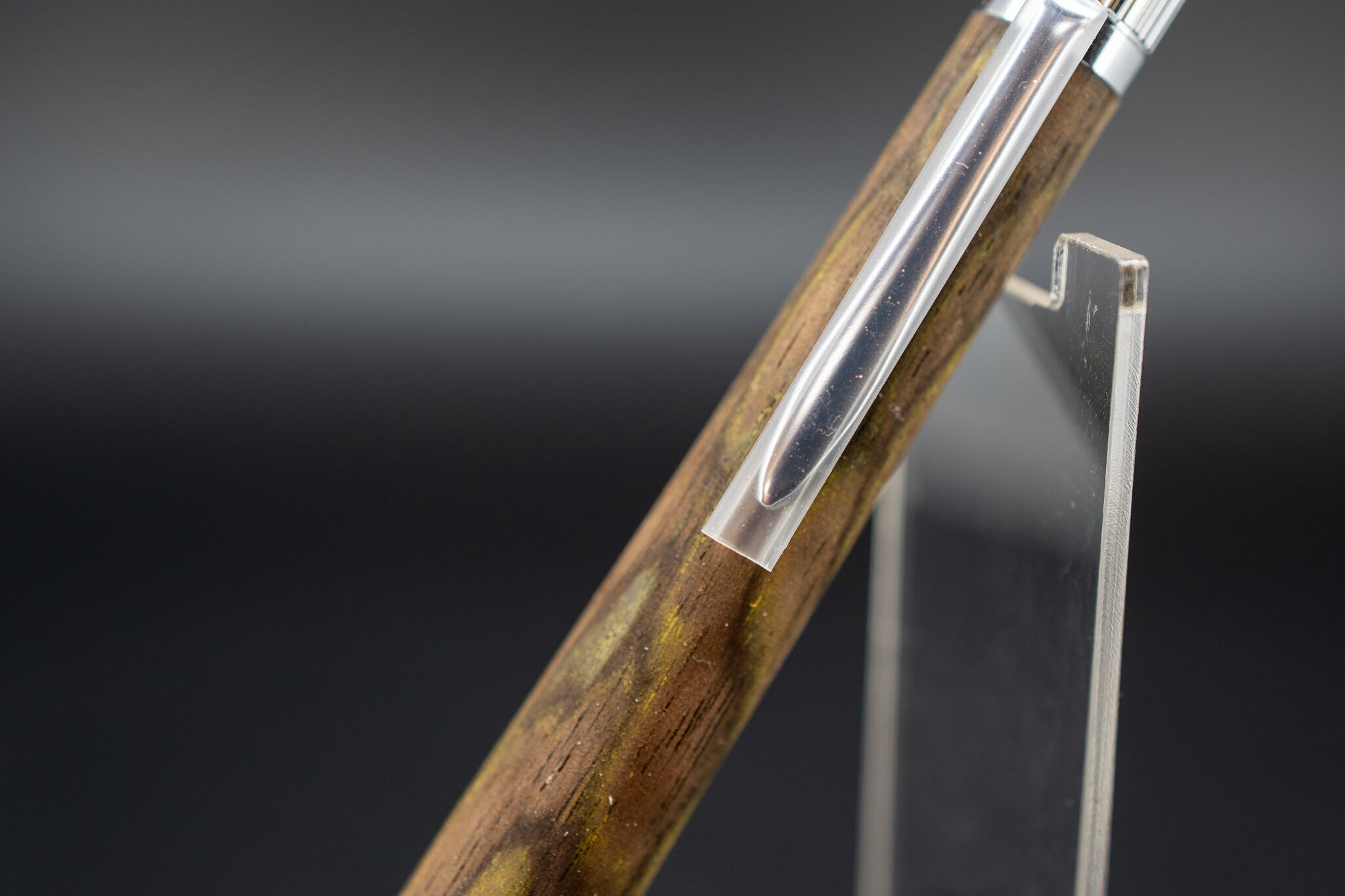 金杢犀　黒柿　孔雀杢　MP 魅惑の黒い紋様】黒柿 孔雀杢 極上 silver MP | 木軸ペン工房 金杢犀