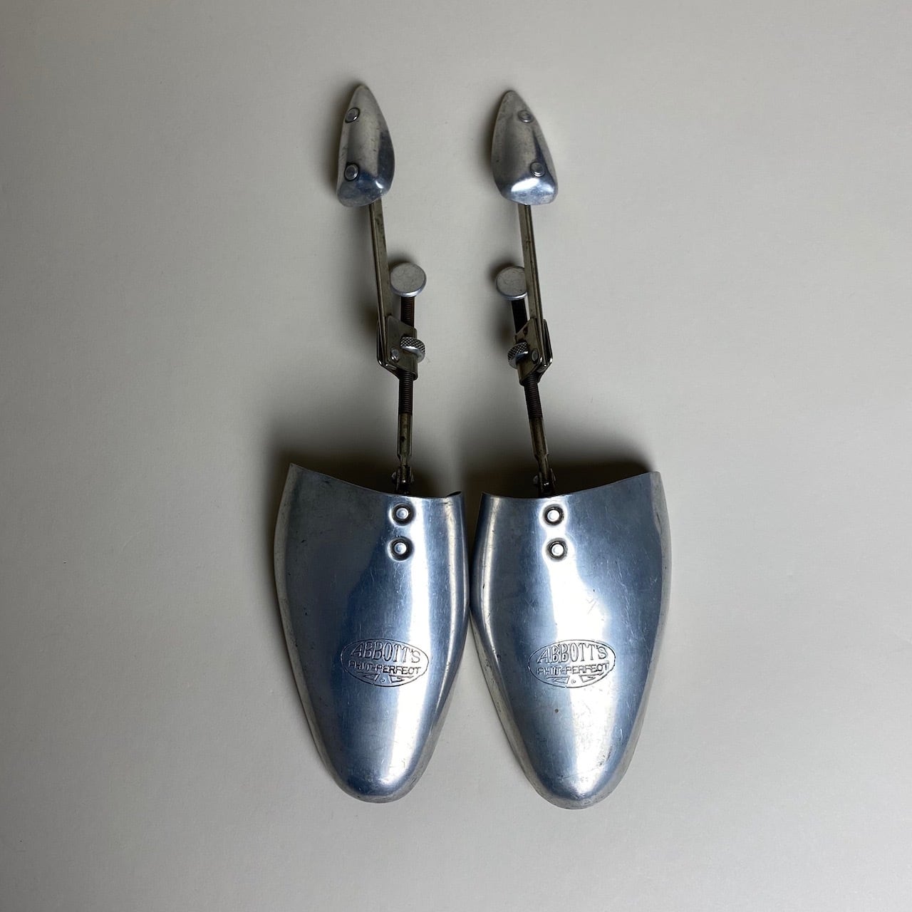 イギリスアンティーク アイアン 鉄製 靴屋ディスプレイ シューズキーパー イギリスアンティーク アイアン 鉄製 靴屋ディスプレイ シューズ