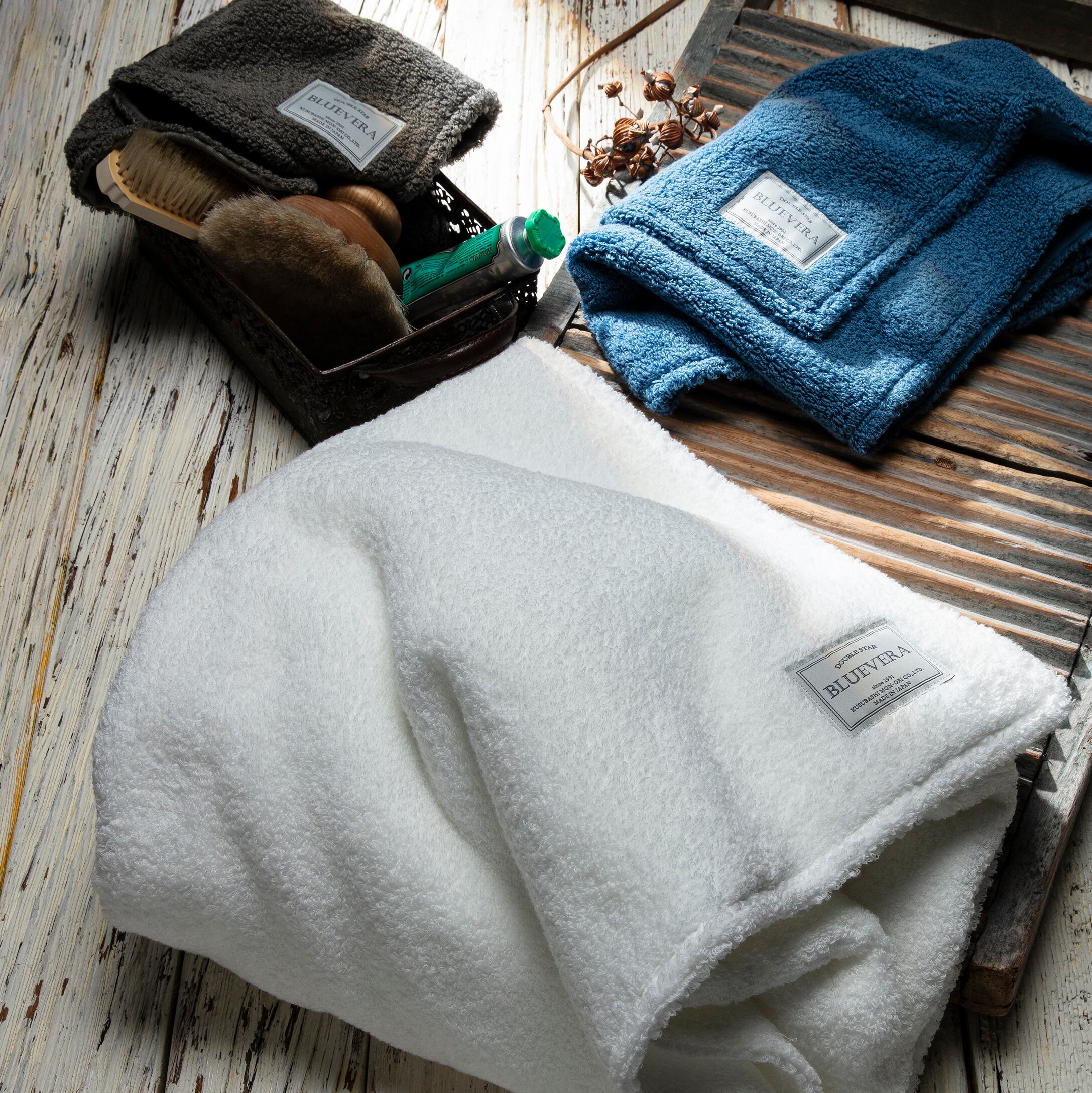 ヒスクローネ　タオル地 今治タオル】ヒオリエ HOTEL'Sタオルケット 145×190cm（ネイビー）の