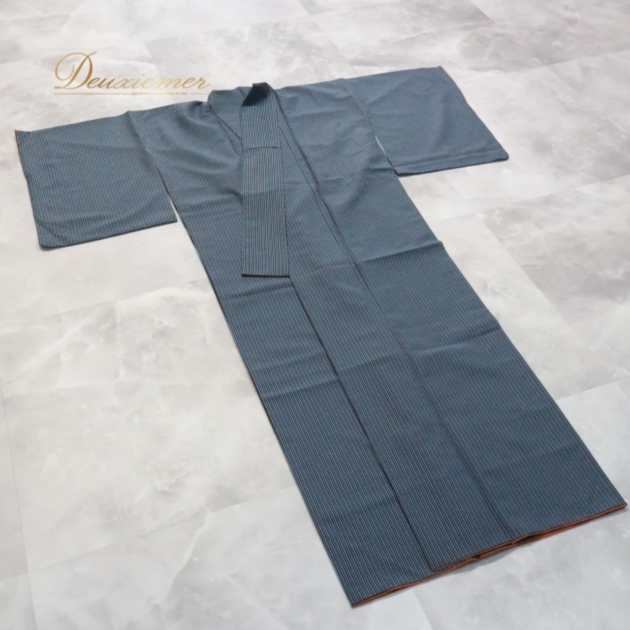 着物 袷 やまと ストライプ 縞 青 紺 黒 ブルー系 ブラック系 舞台 舞台衣装 訪問着 袖 おでかけ 正装 着付け 日本文化 伝統衣装 祭り イベント 和服 着物コーデ 和装