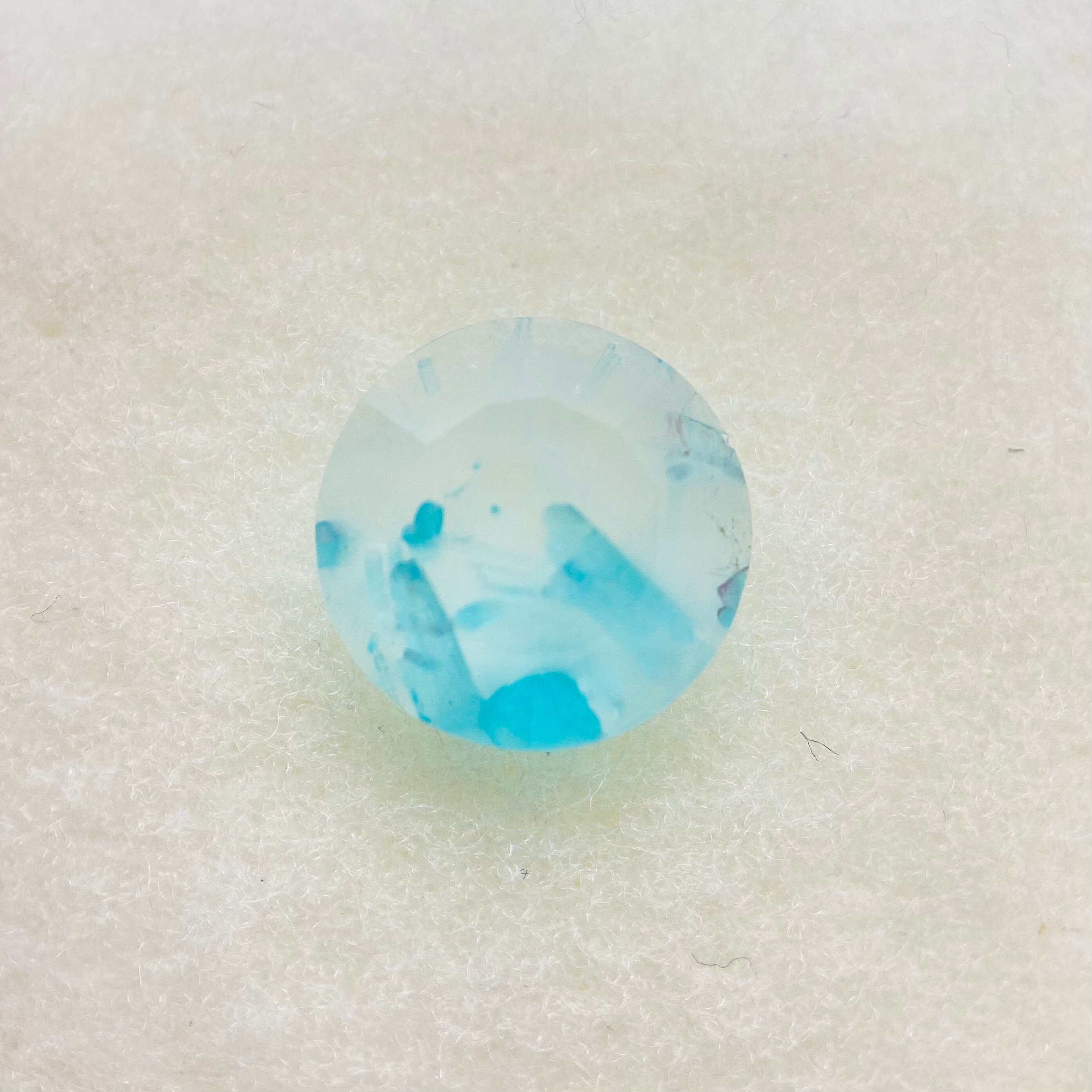 パライバ鉱山な景色 パライバトルマリンインクオーツ